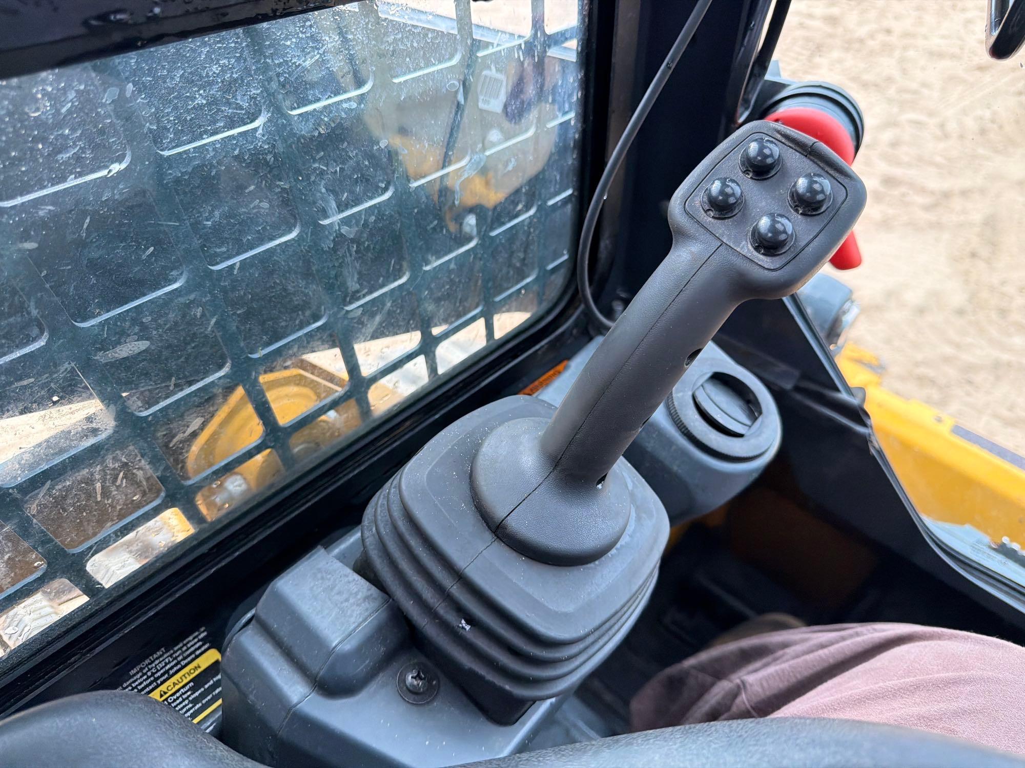 John Deere 317