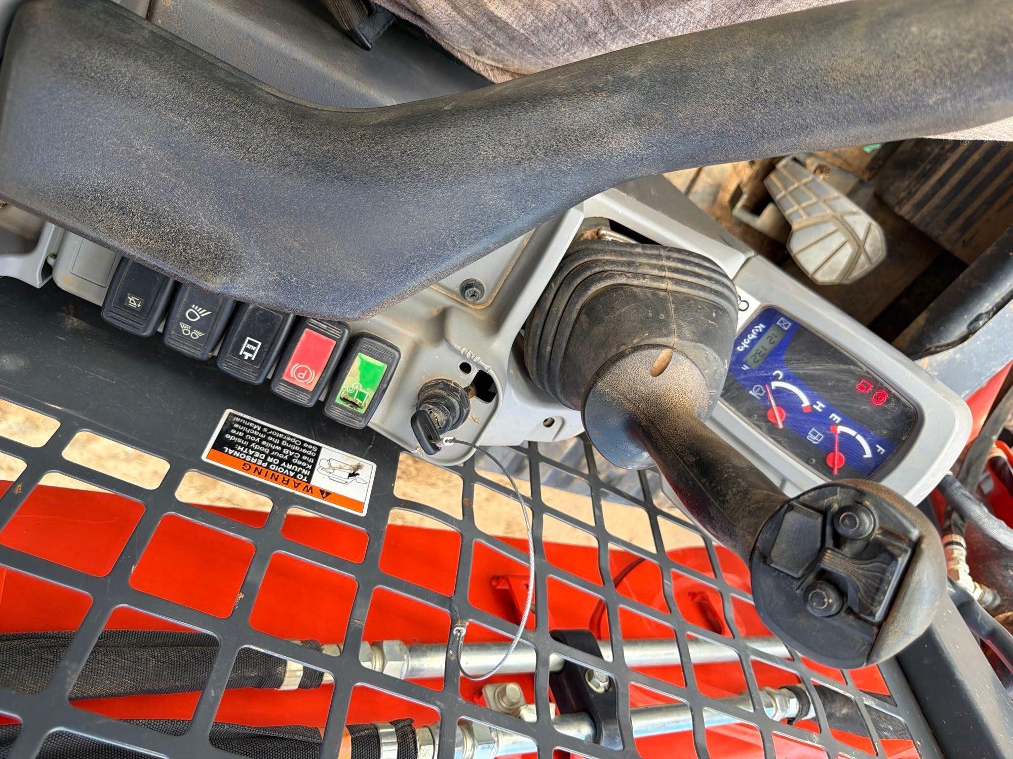 2022 Kubota 652