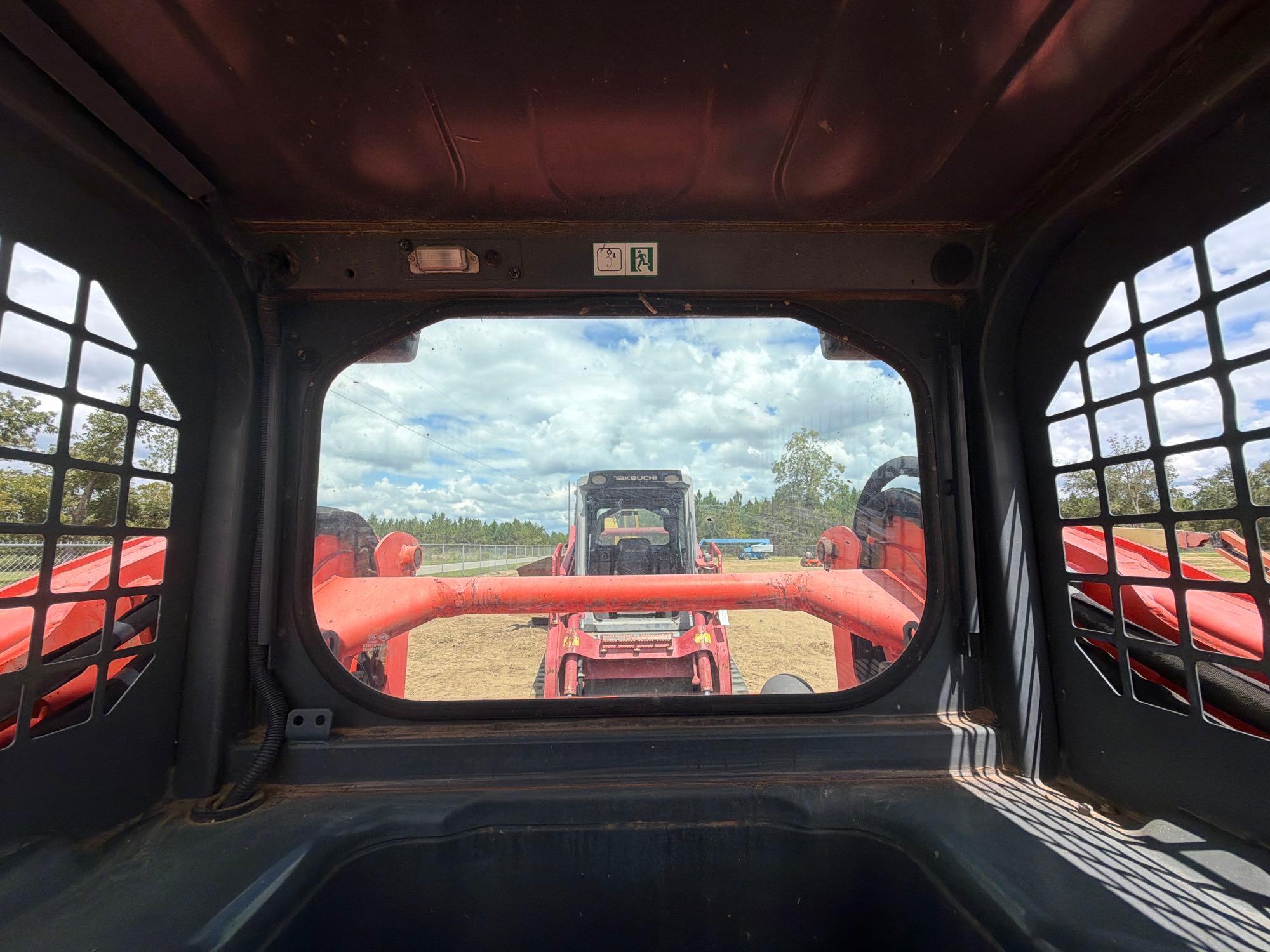 2021 Kubota 652