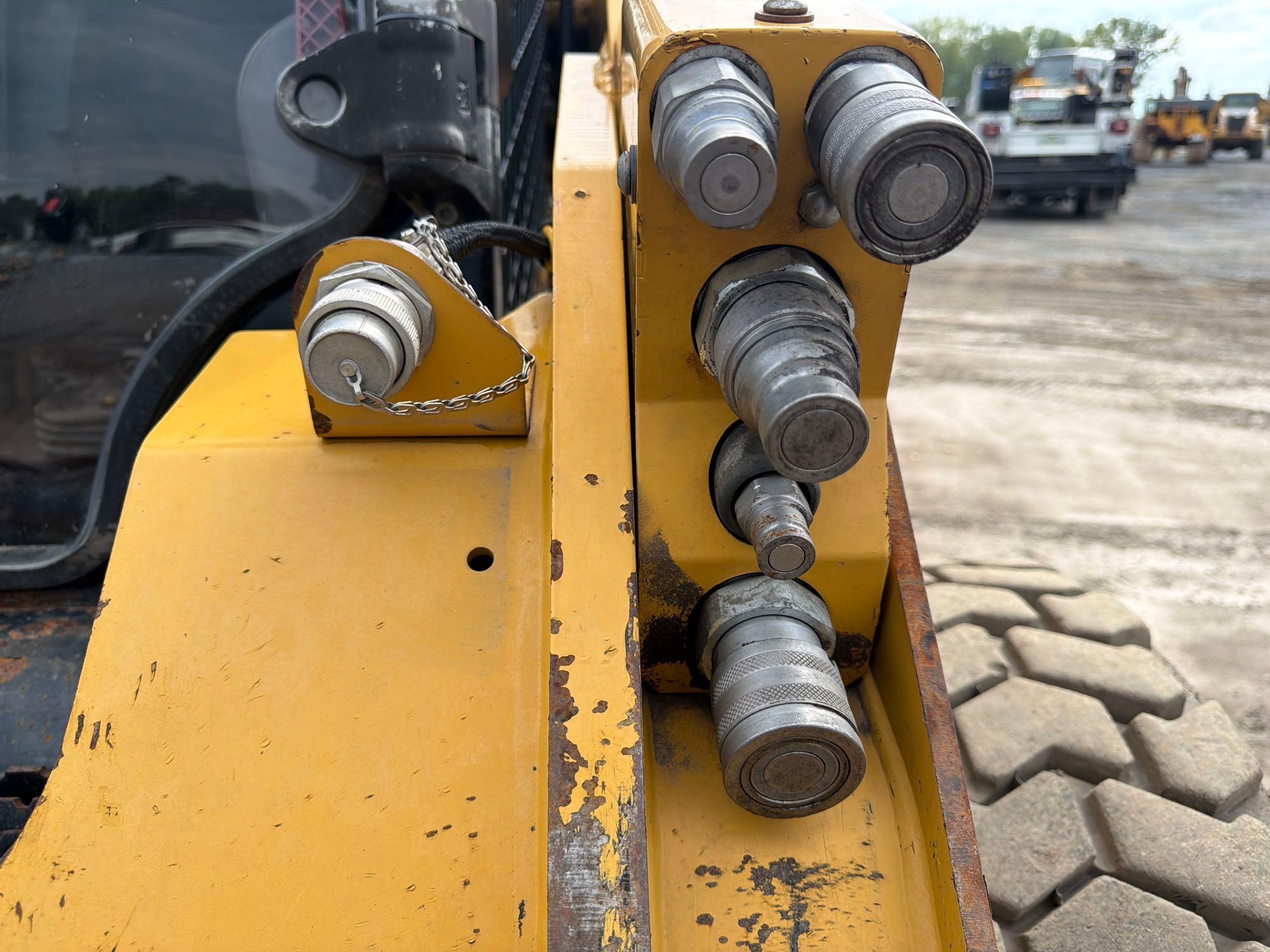 Caterpillar 272D2