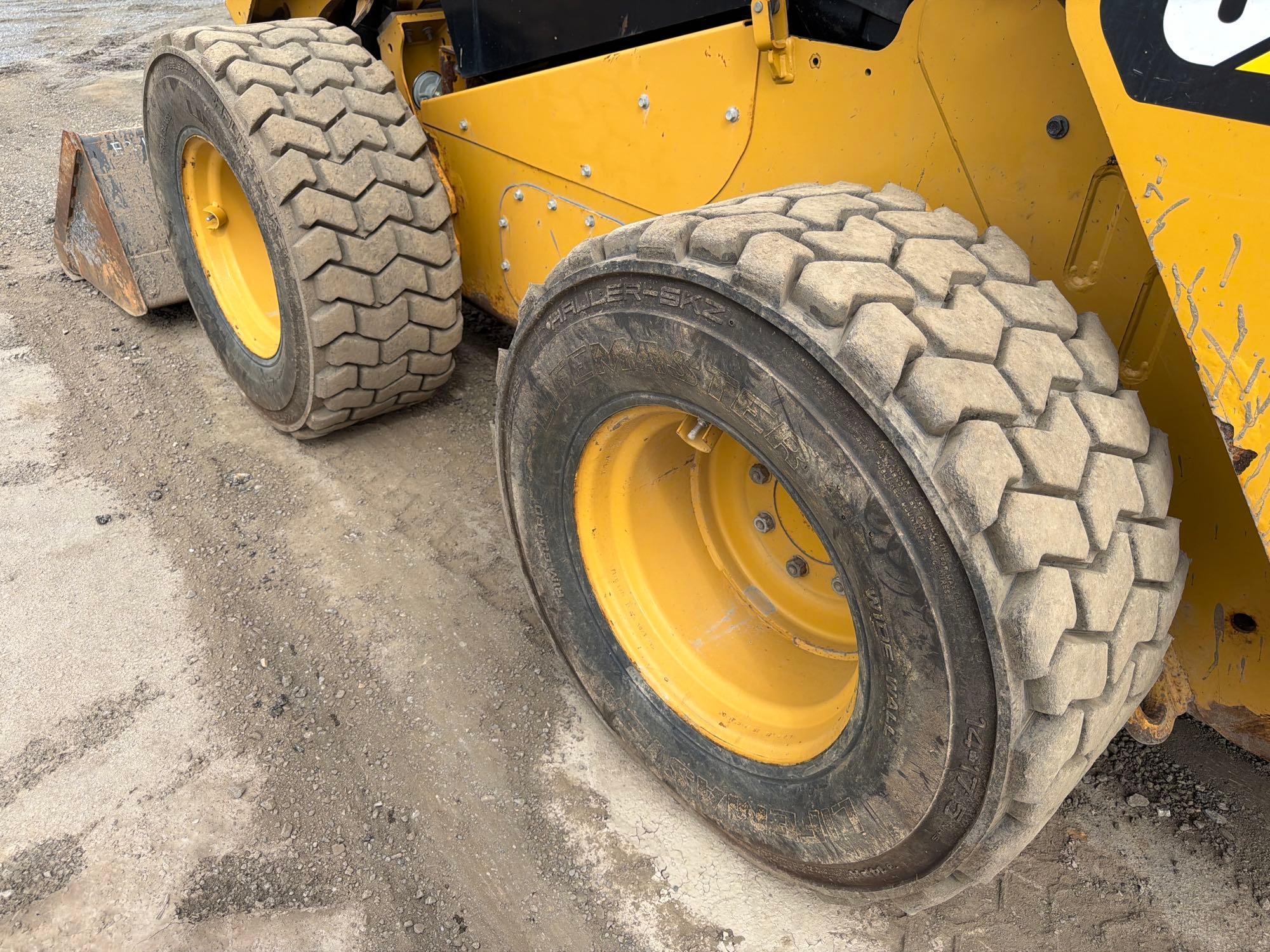 Caterpillar 272D2