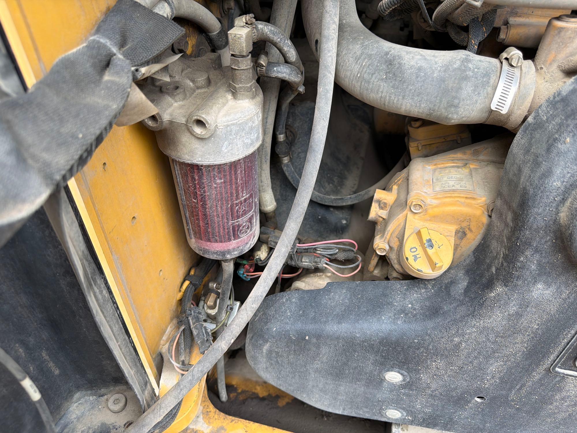 Caterpillar 272D2
