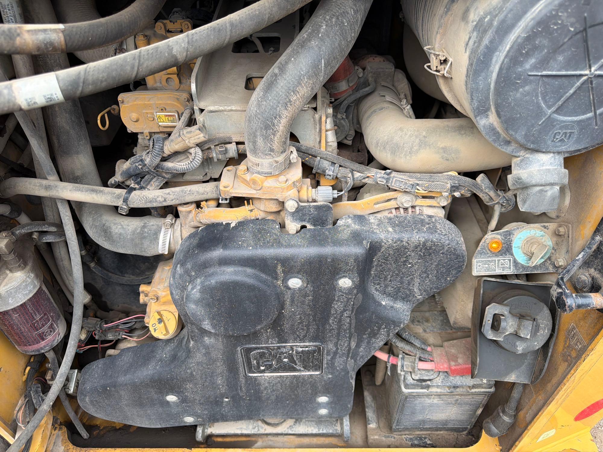 Caterpillar 272D2
