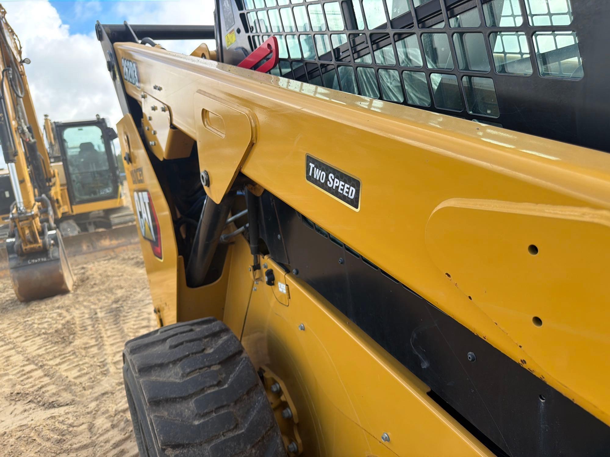 2022 Caterpillar 262D