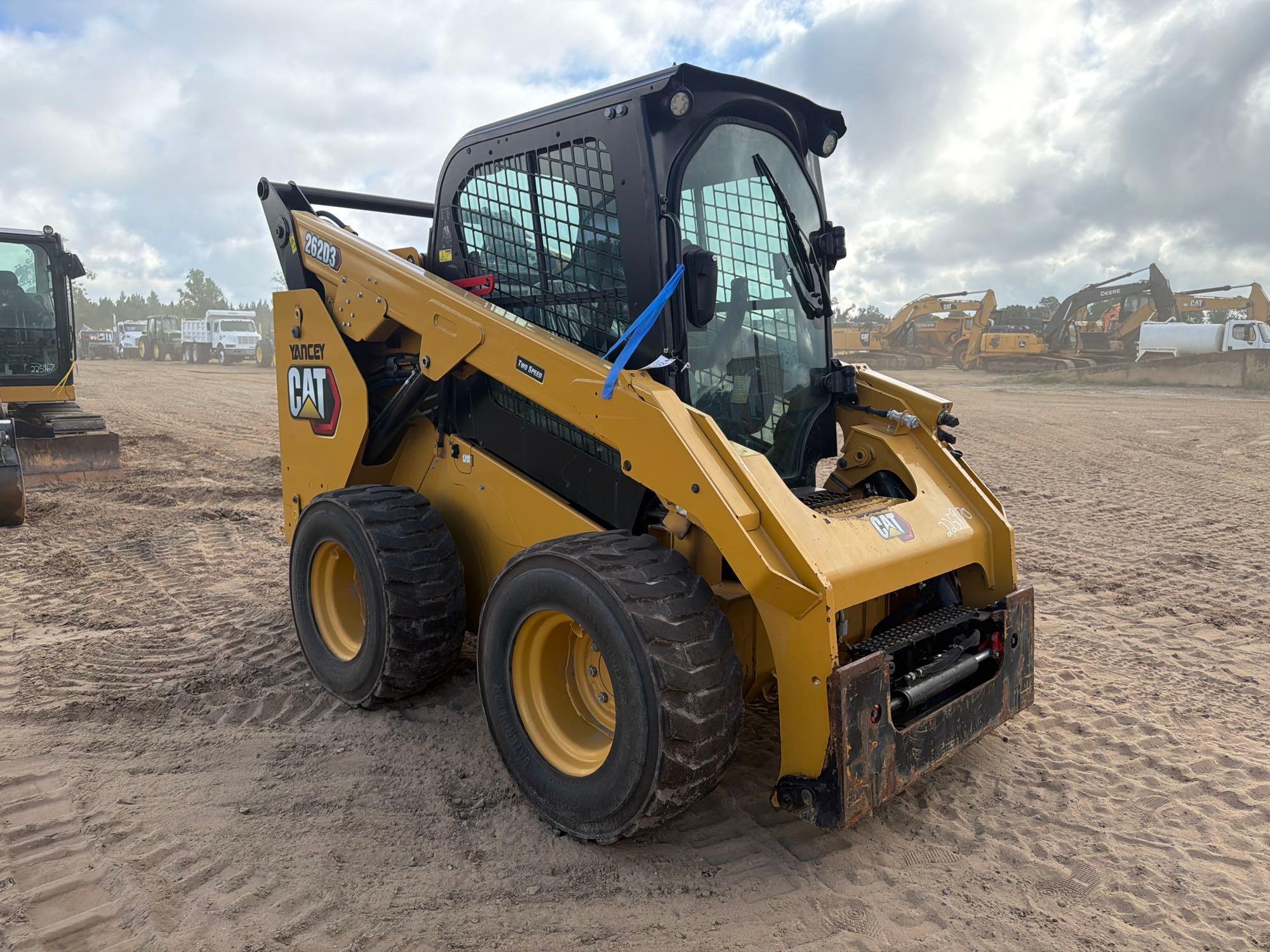 2022 Caterpillar 262D
