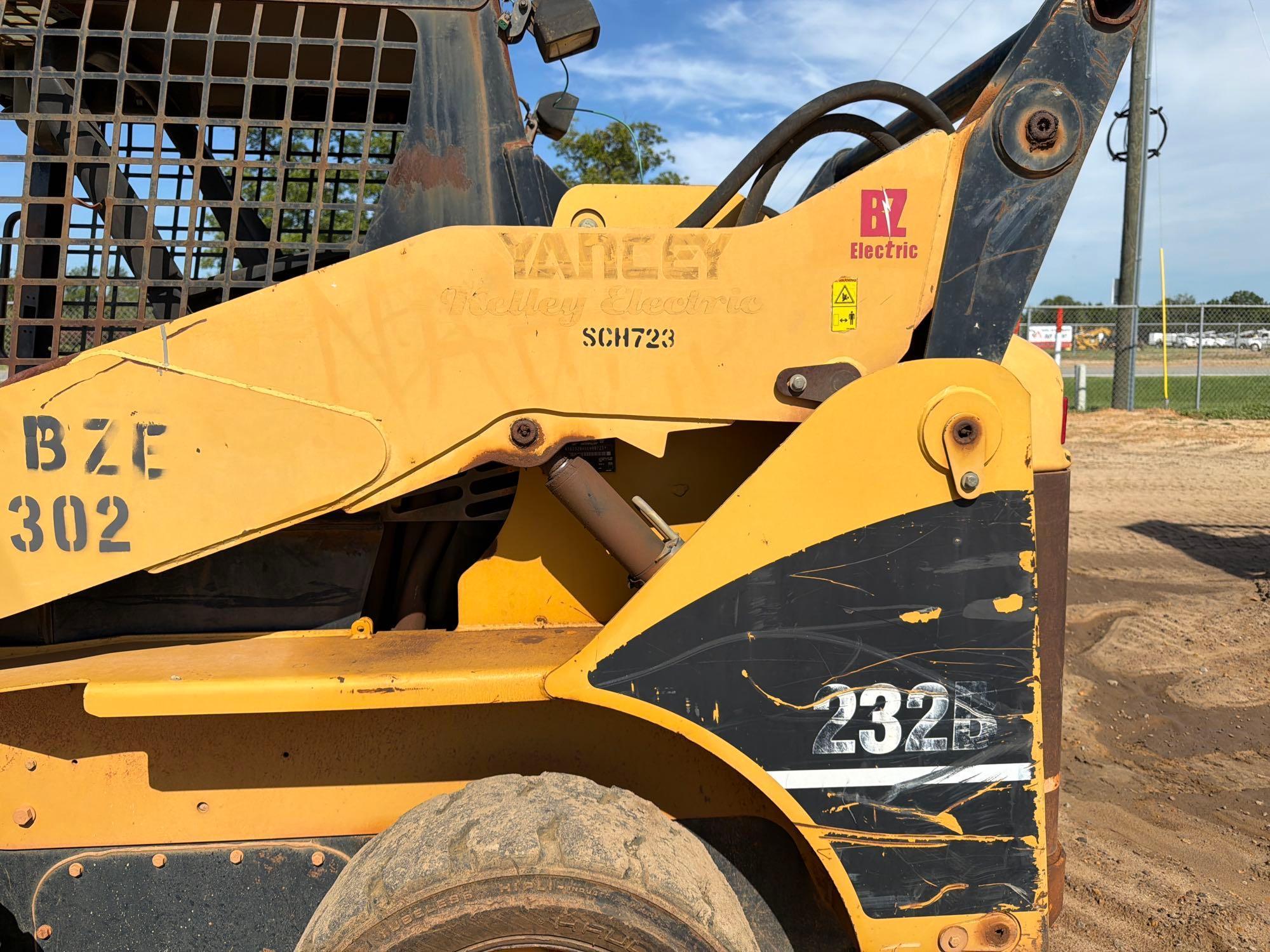 2005 Caterpillar 232B