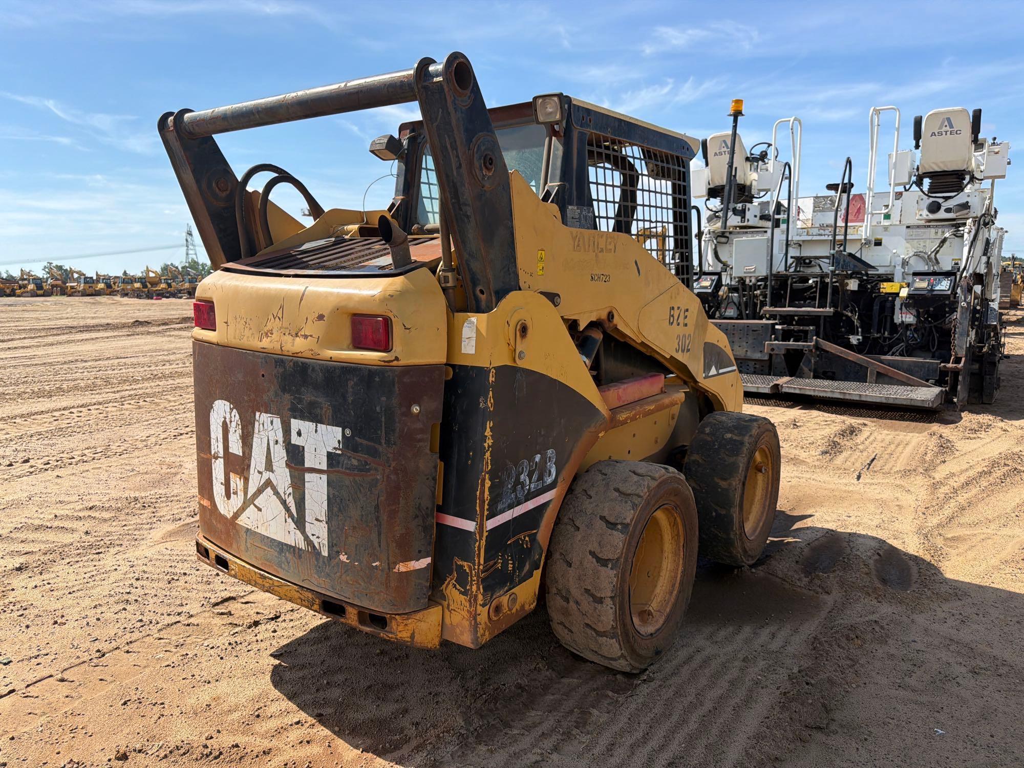 2005 Caterpillar 232B