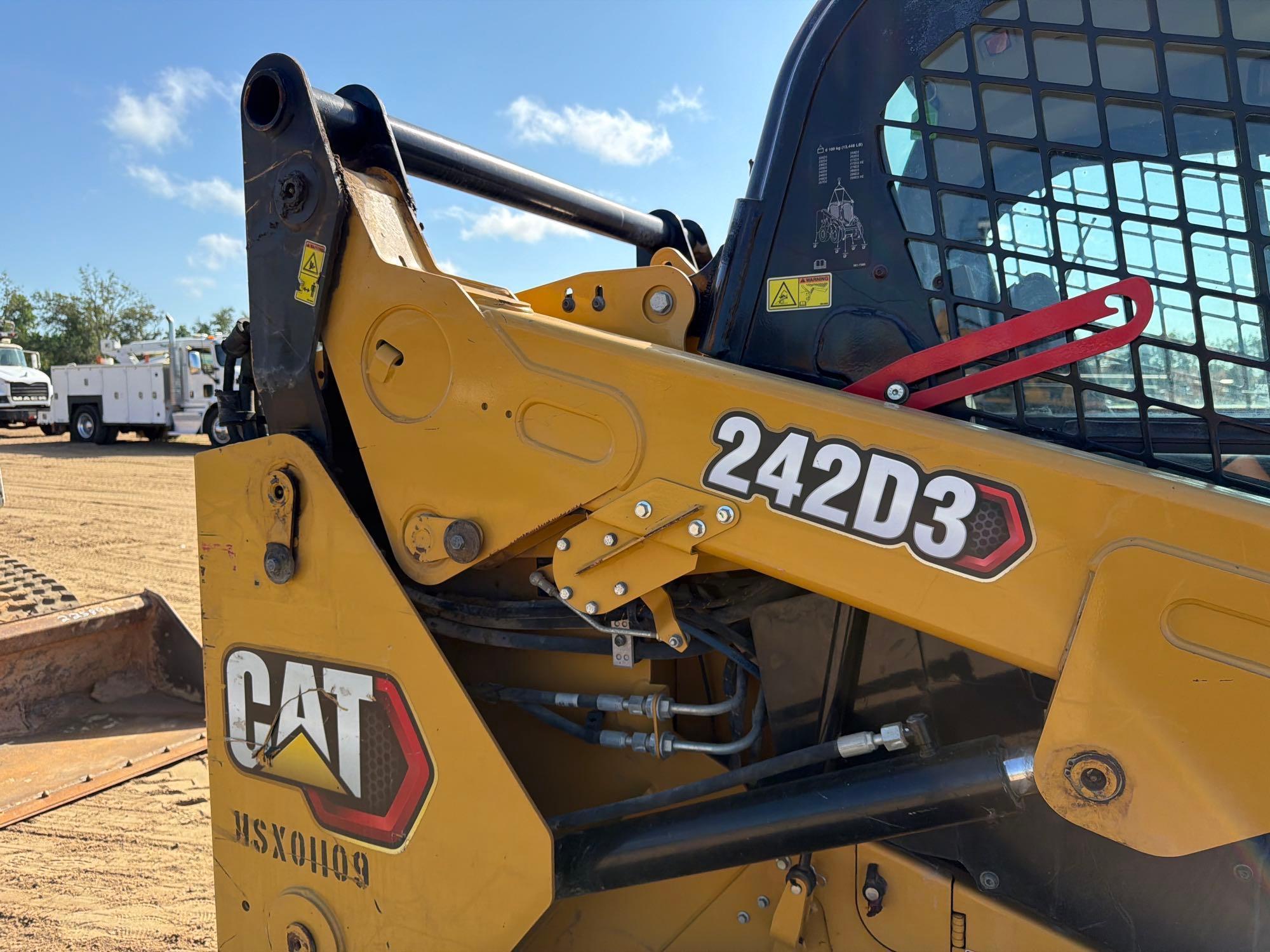 Caterpillar 242D
