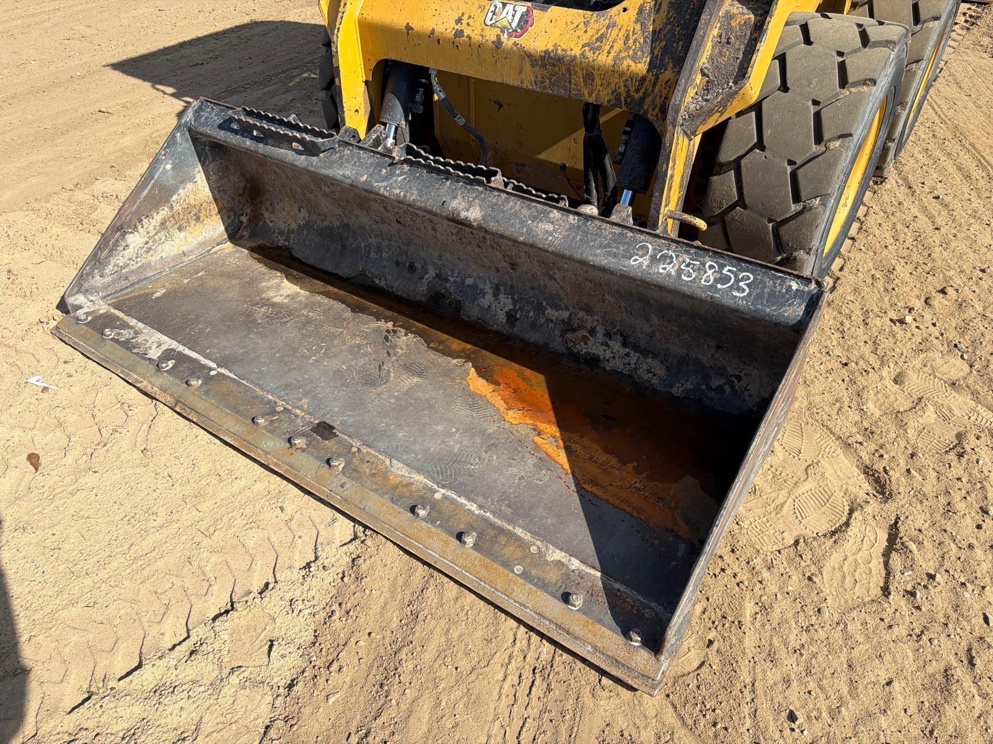 Caterpillar 242D
