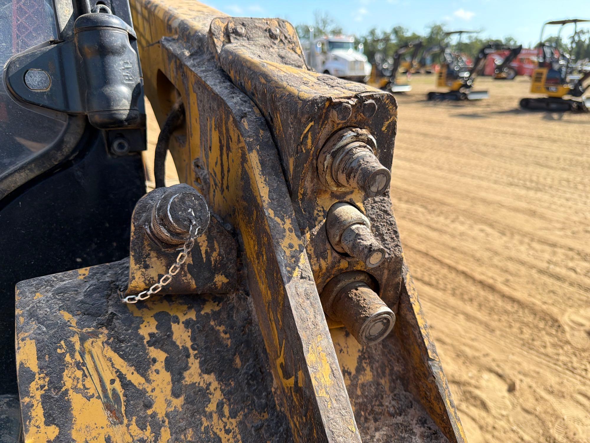 Caterpillar 242D