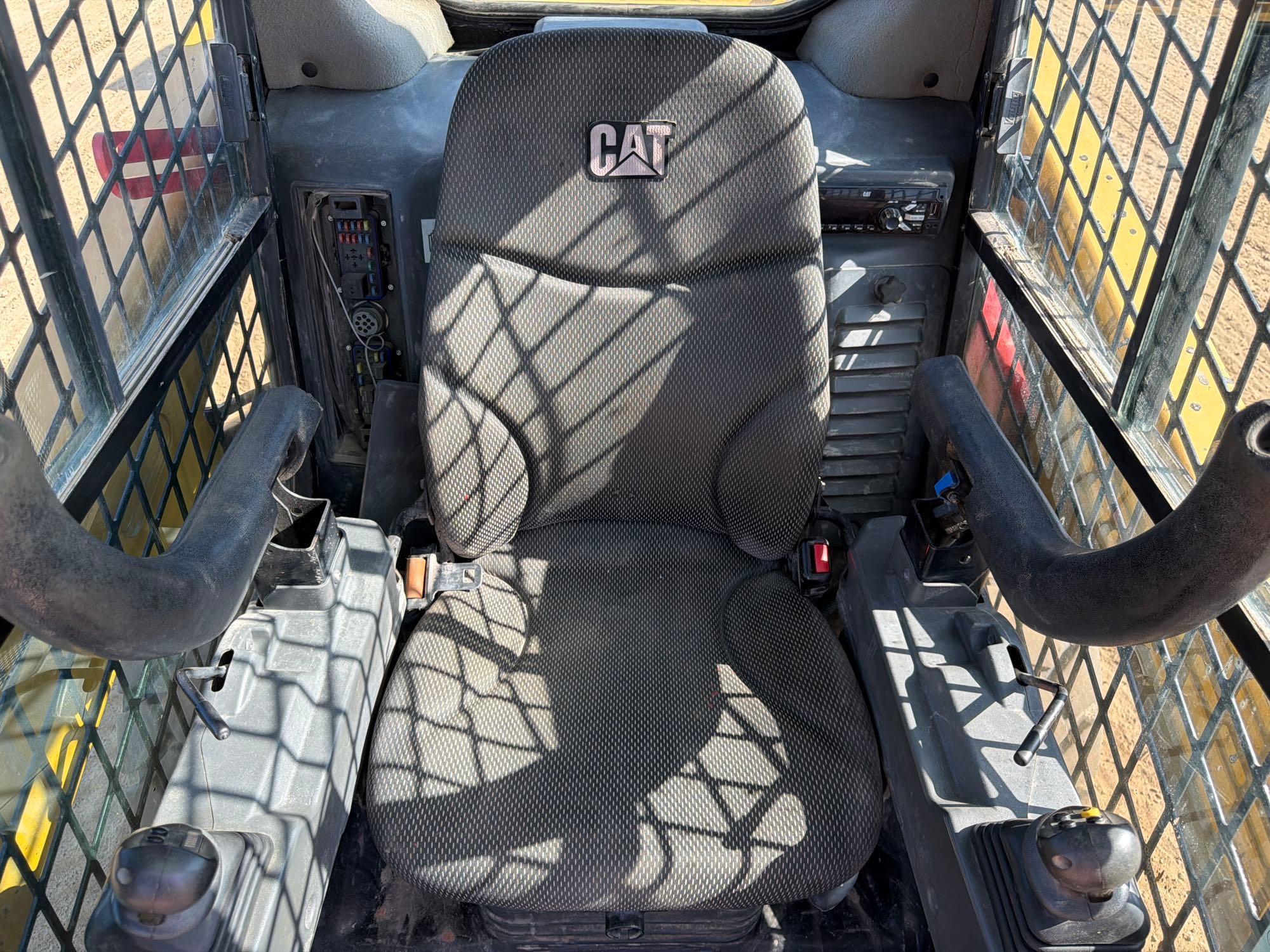 Caterpillar 242D
