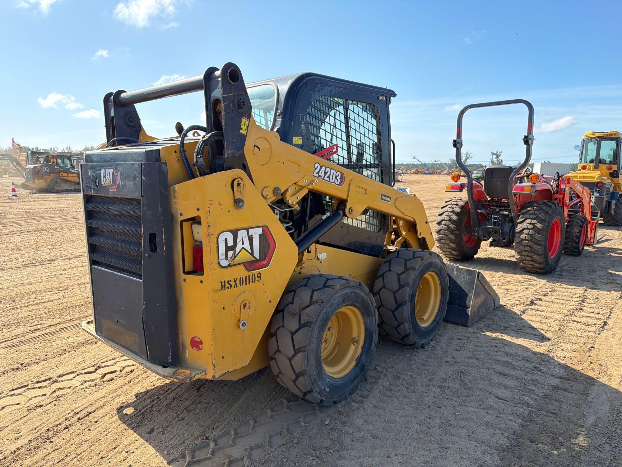 Caterpillar 242D