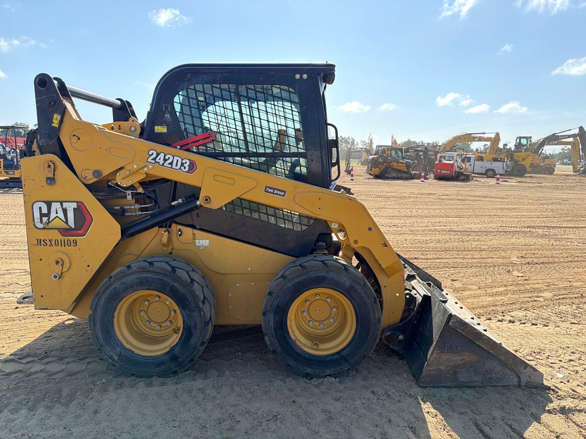 Caterpillar 242D