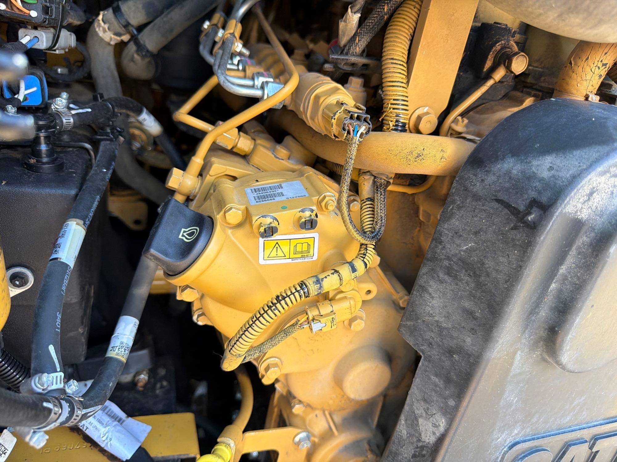 2024 Caterpillar 236D