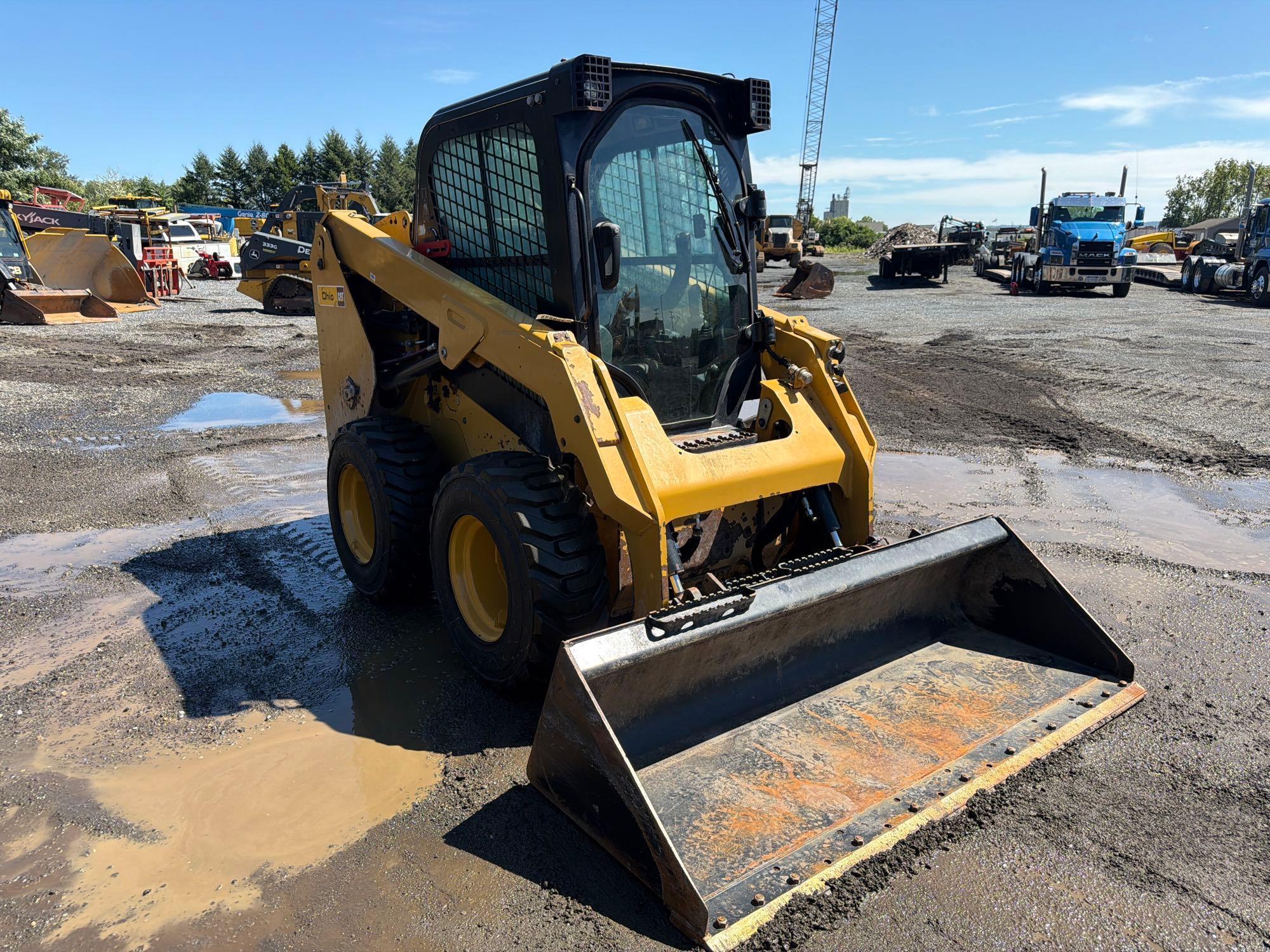 2024 Caterpillar 236D