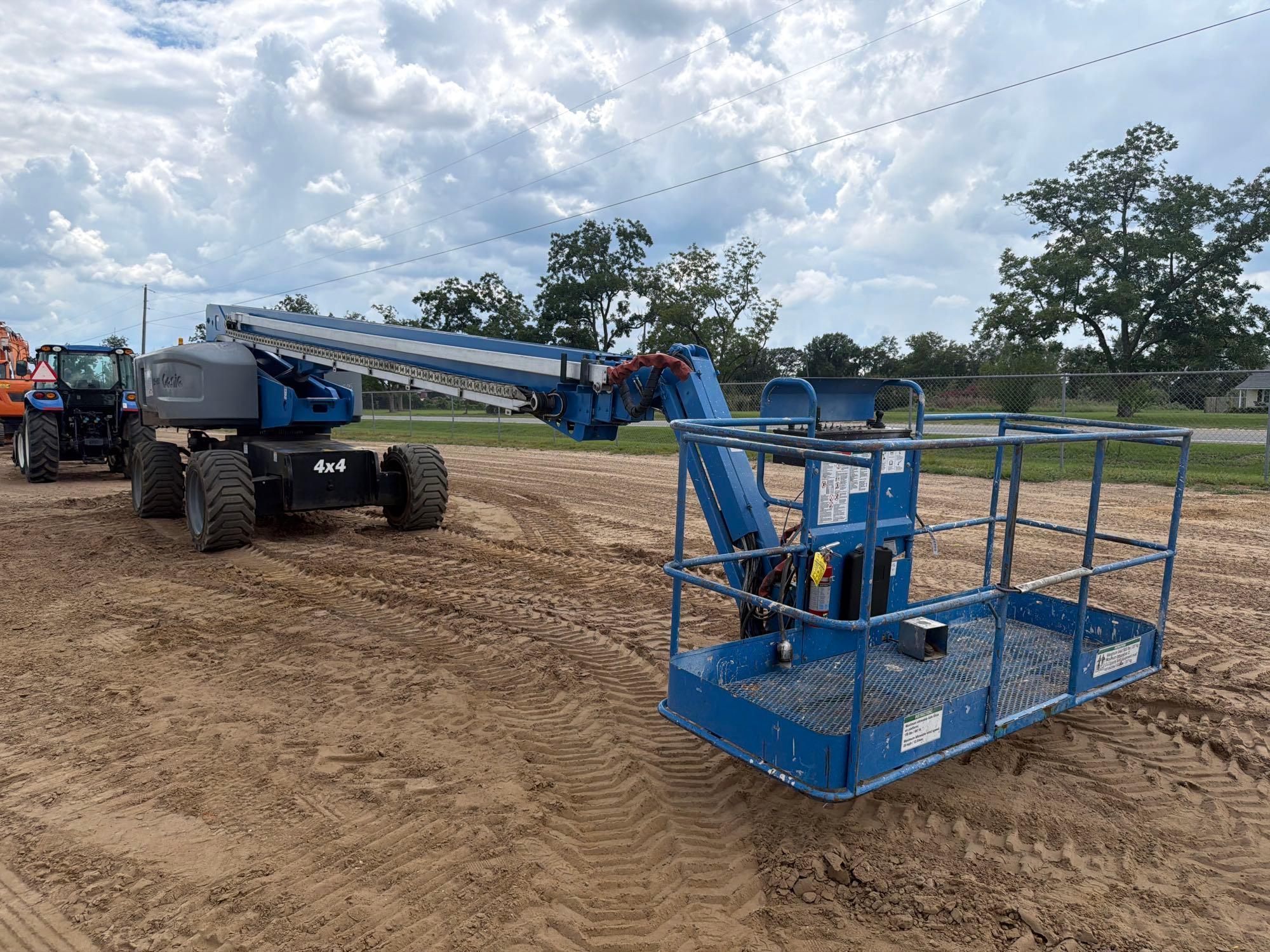 2014 Genie S-85