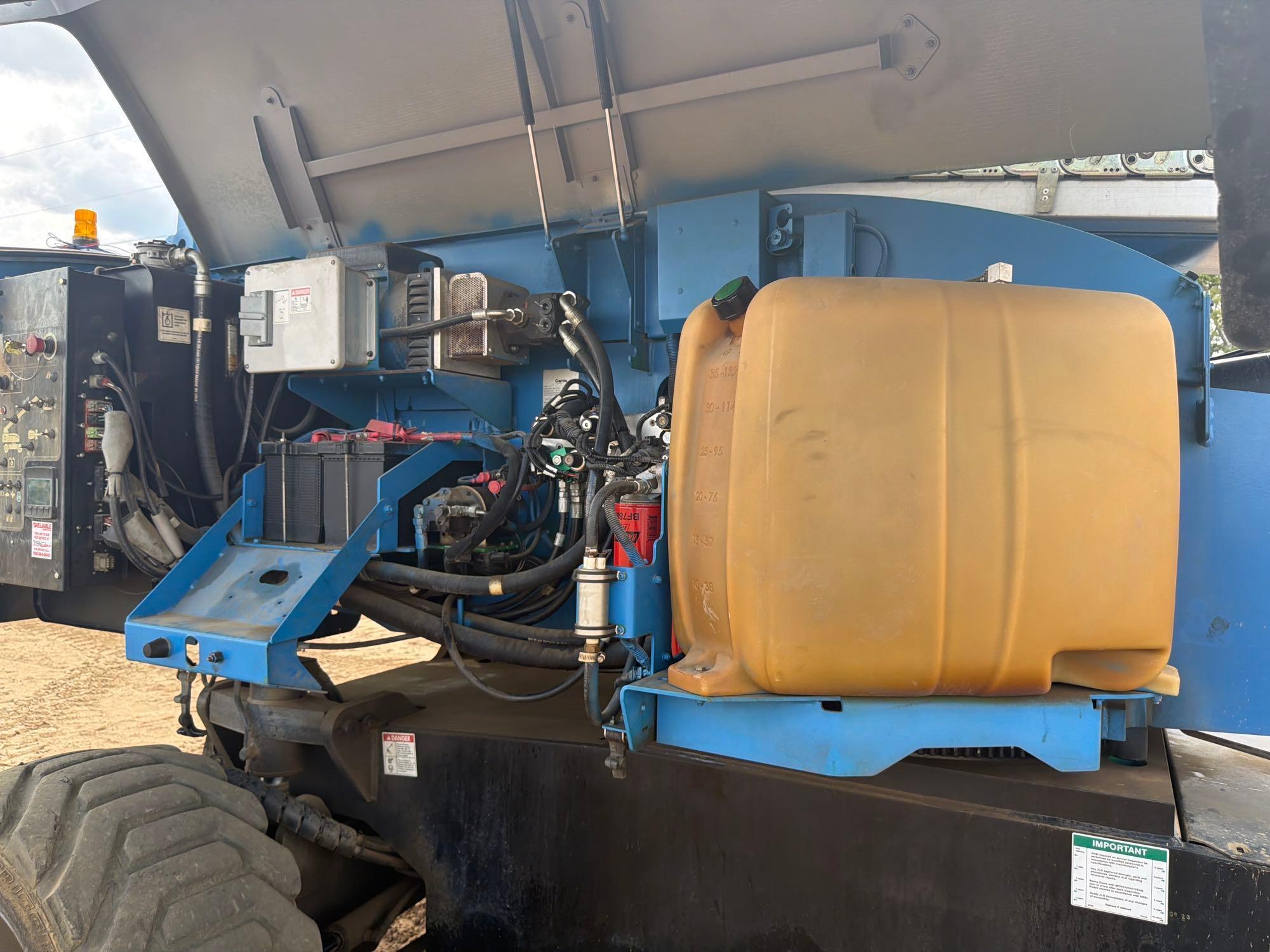 2014 Genie S-85