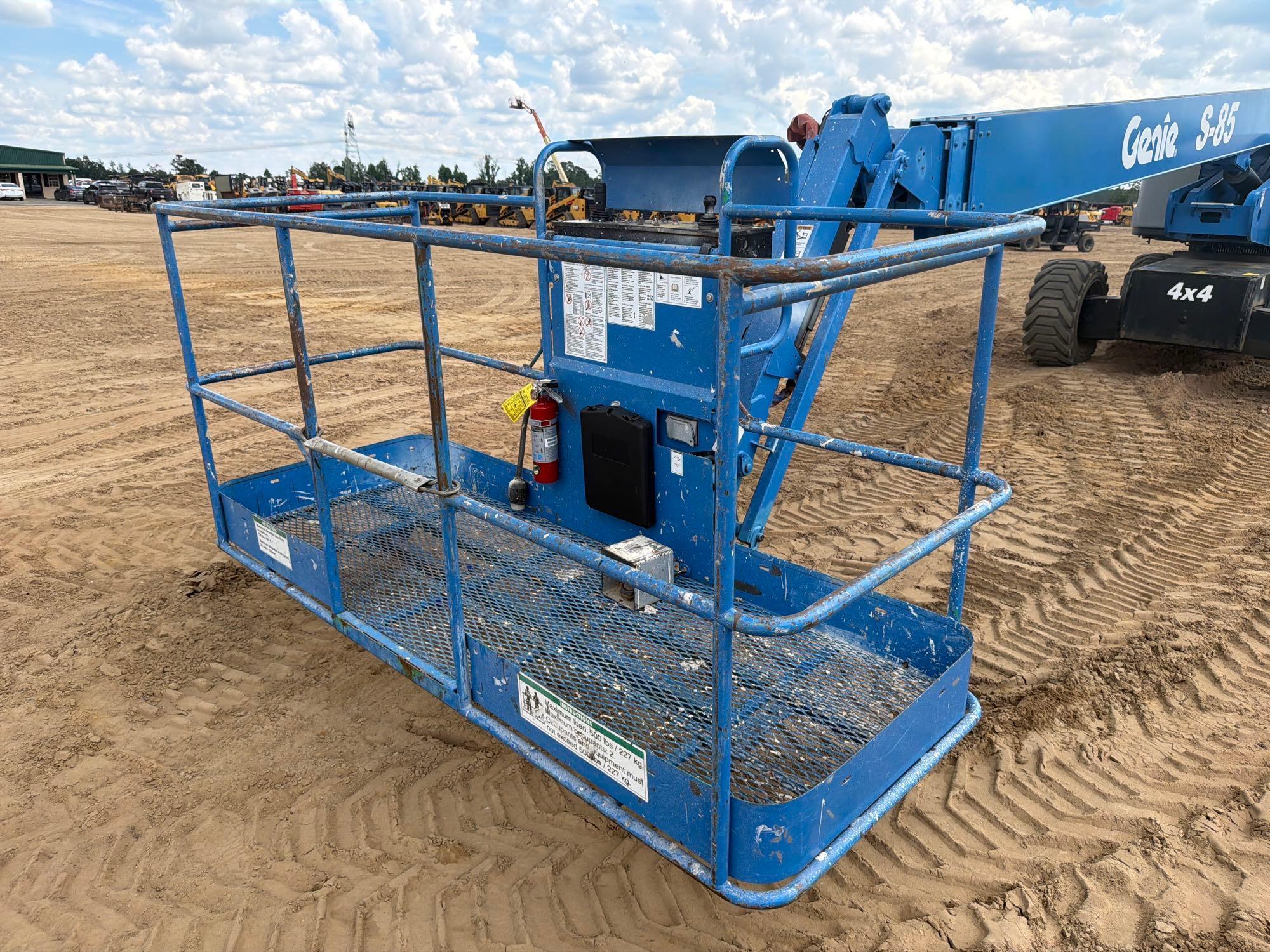 2014 Genie S-85