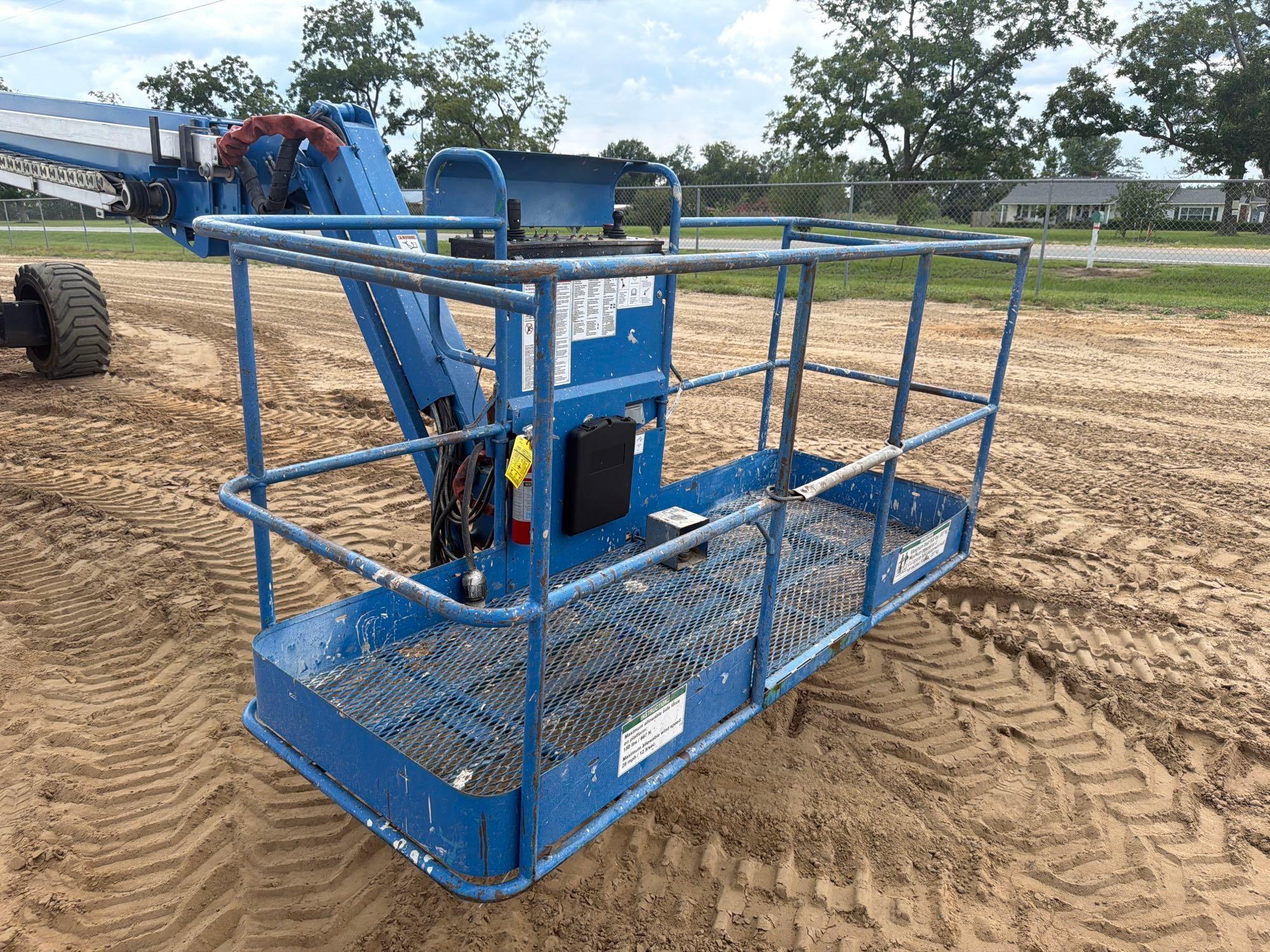 2014 Genie S-85