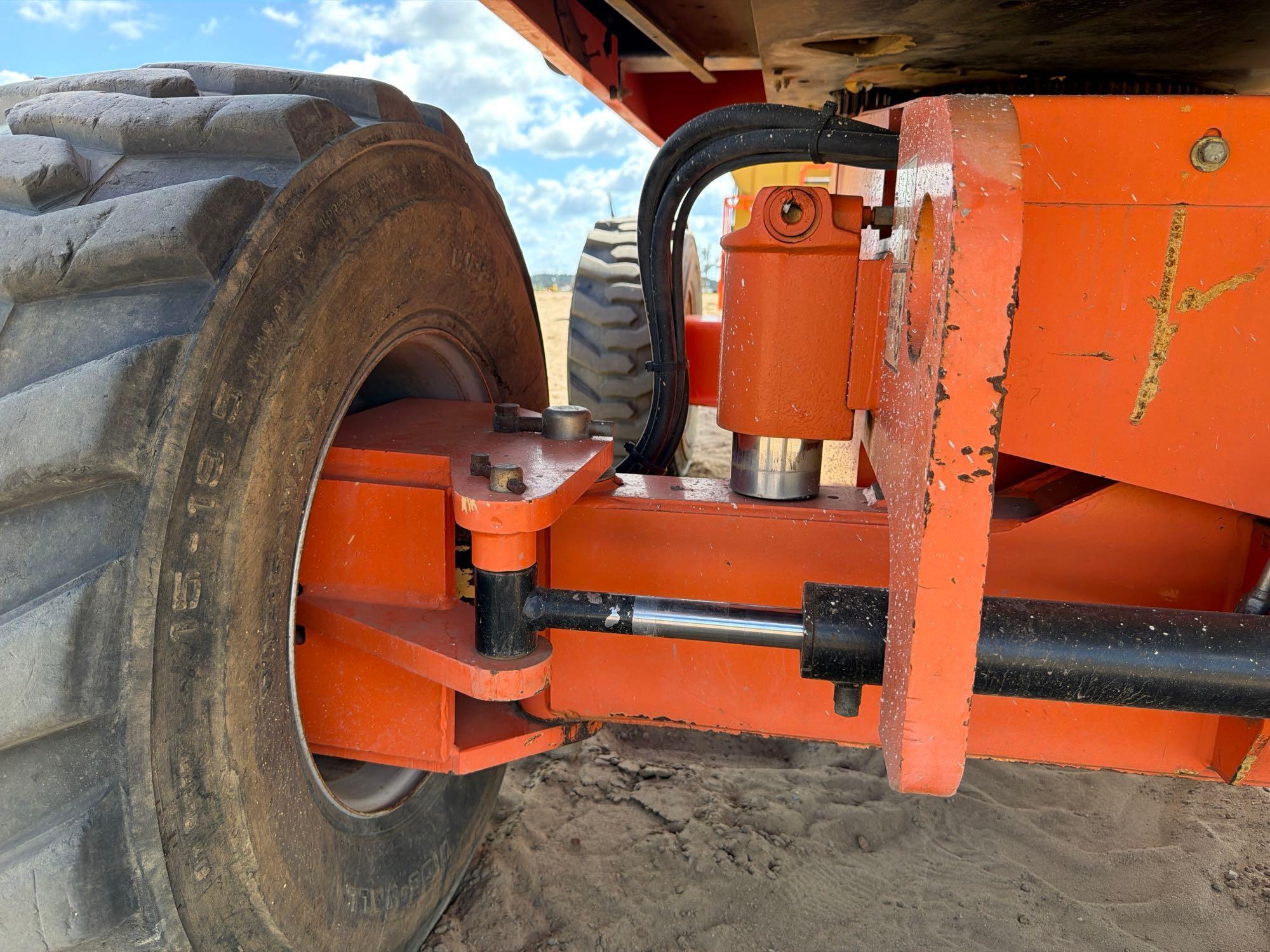 JLG 660S