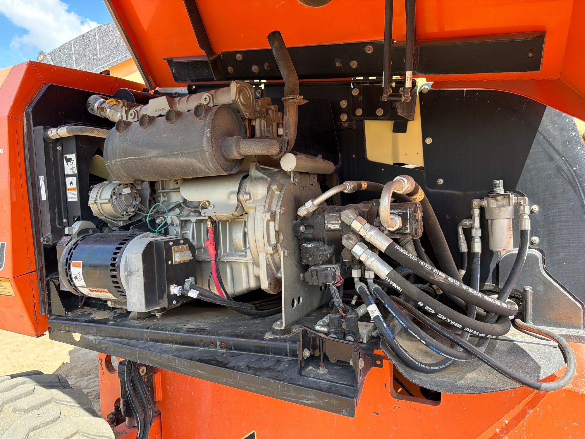 JLG 660S