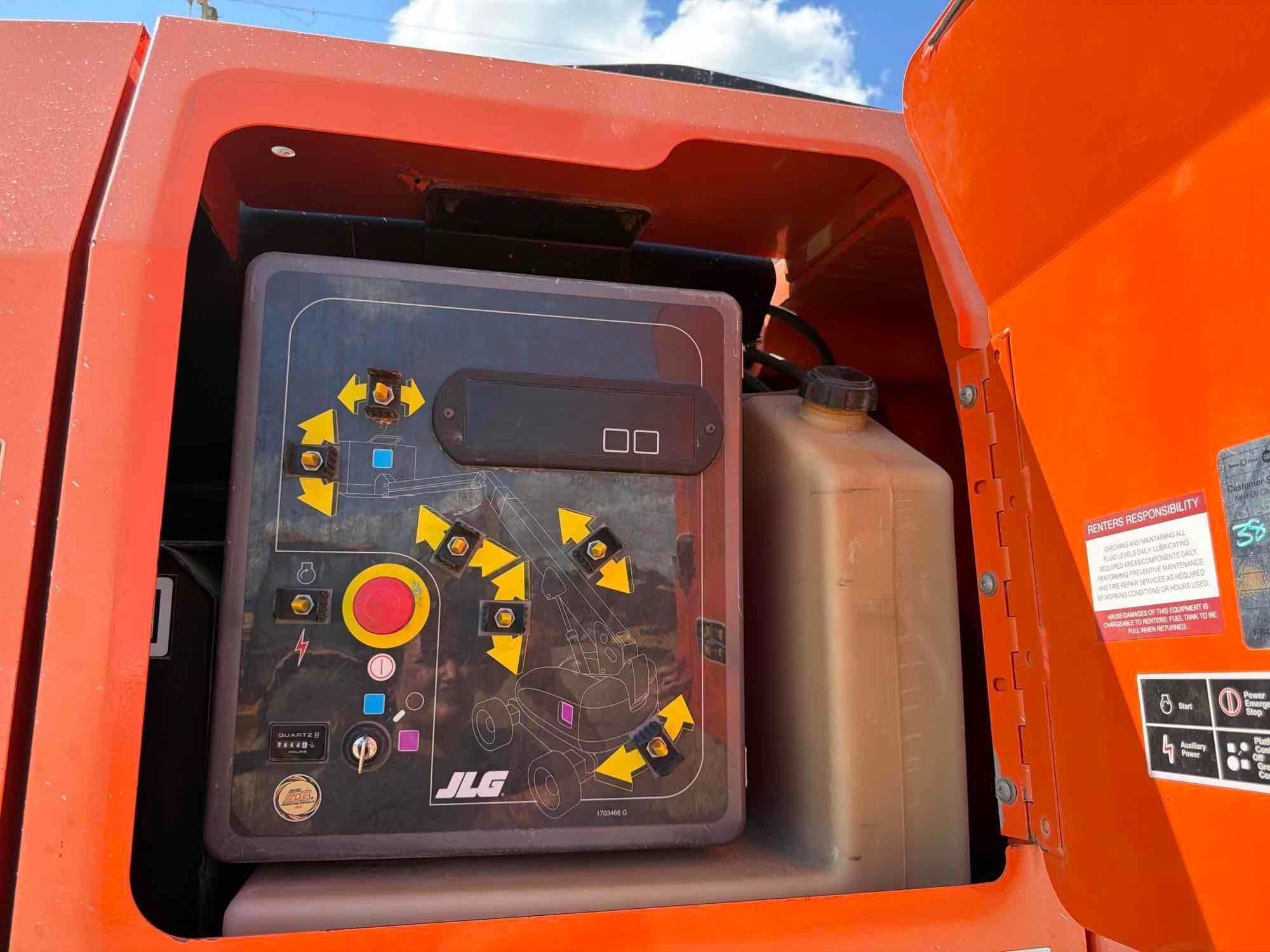 JLG 660S