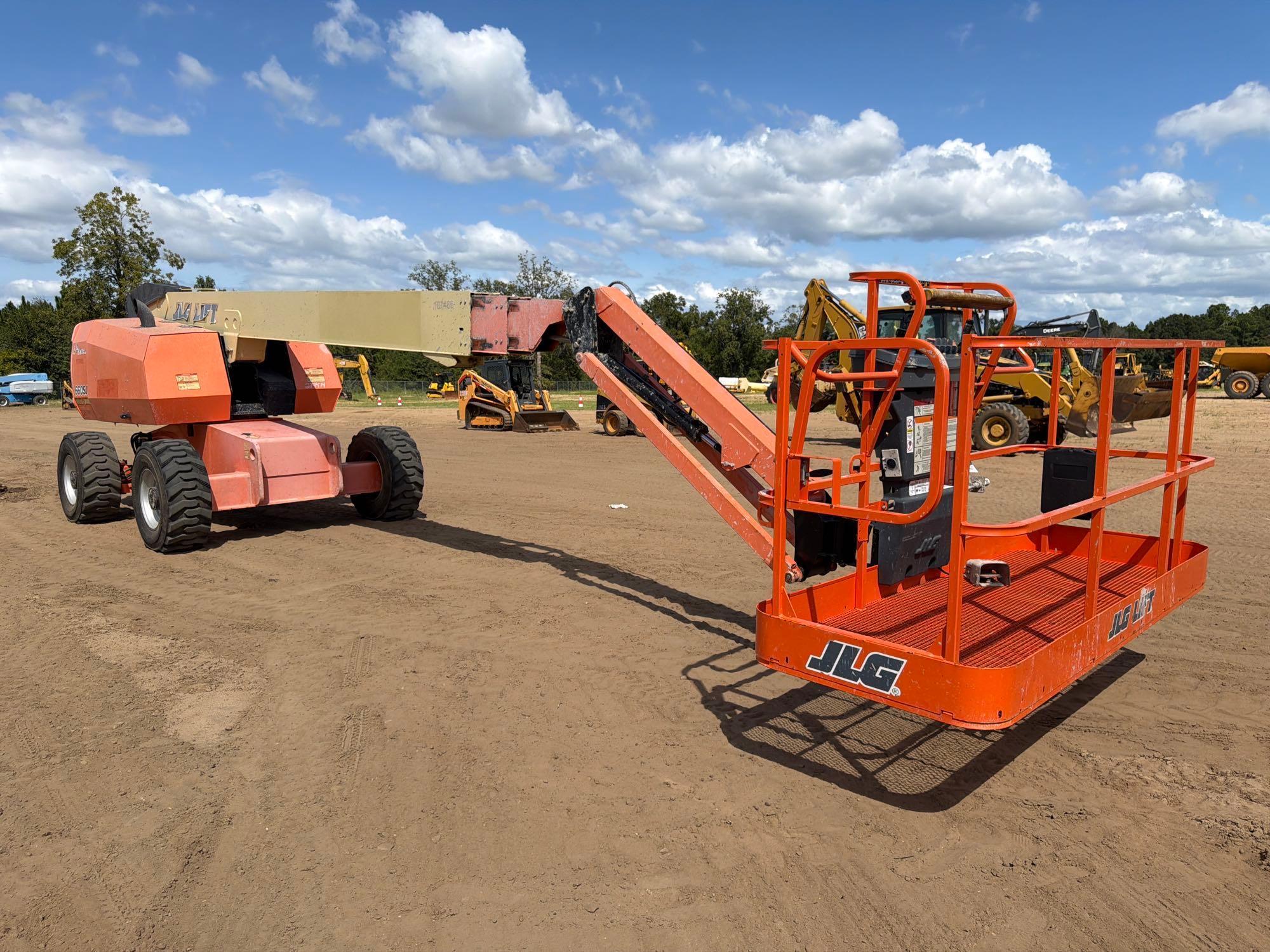 JLG 660S