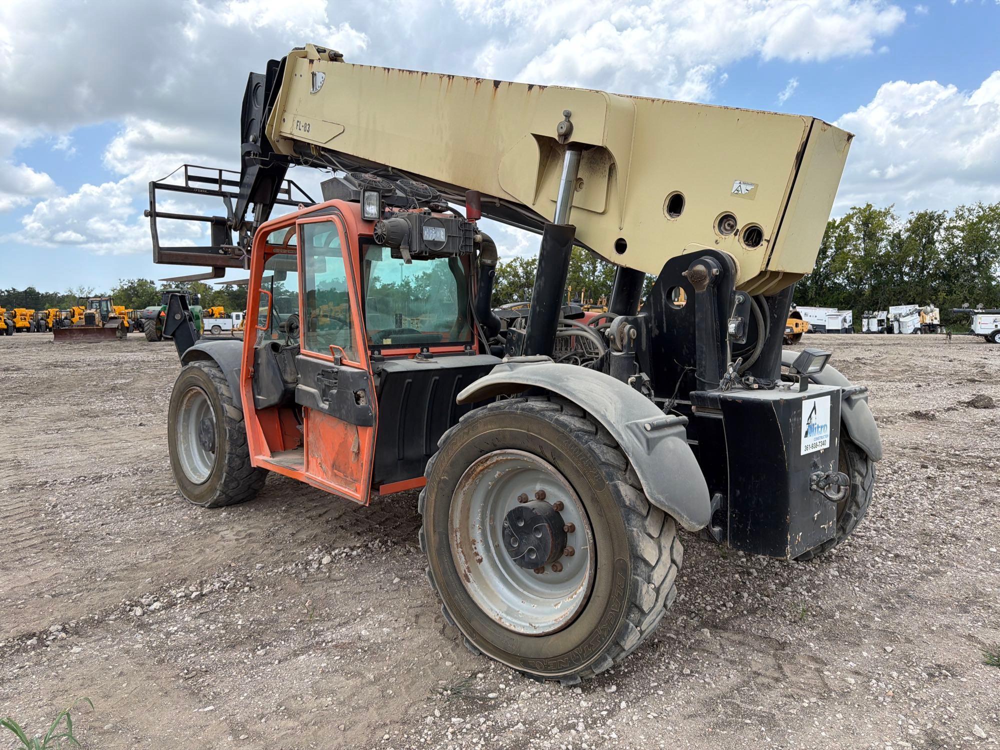 2014 JLG G12-55A