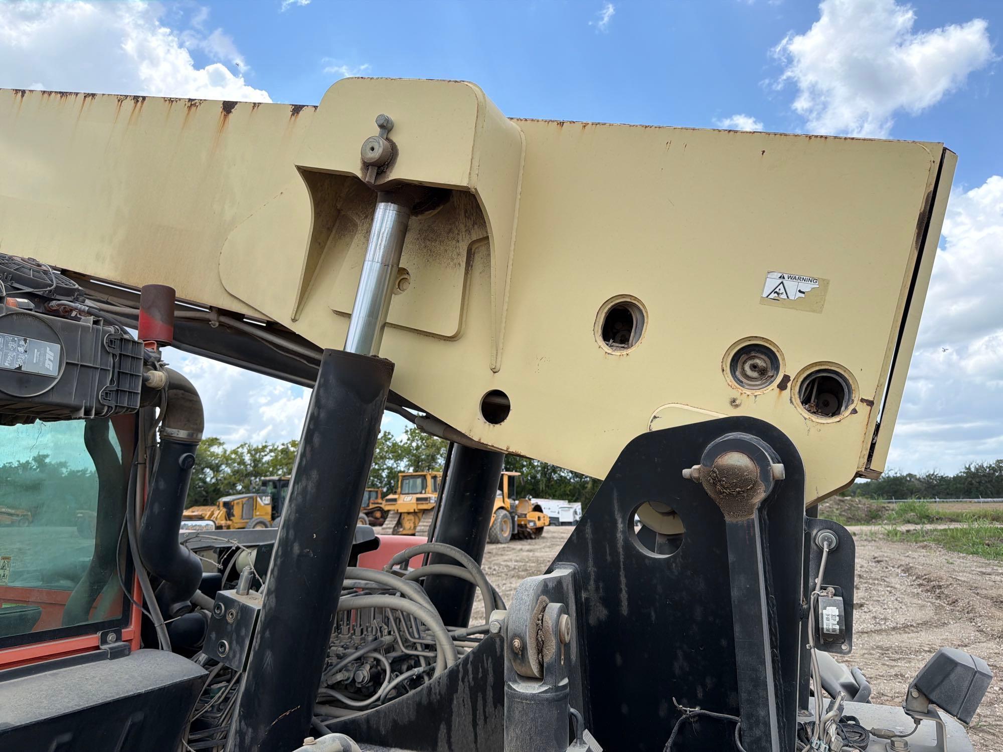 2014 JLG G12-55A
