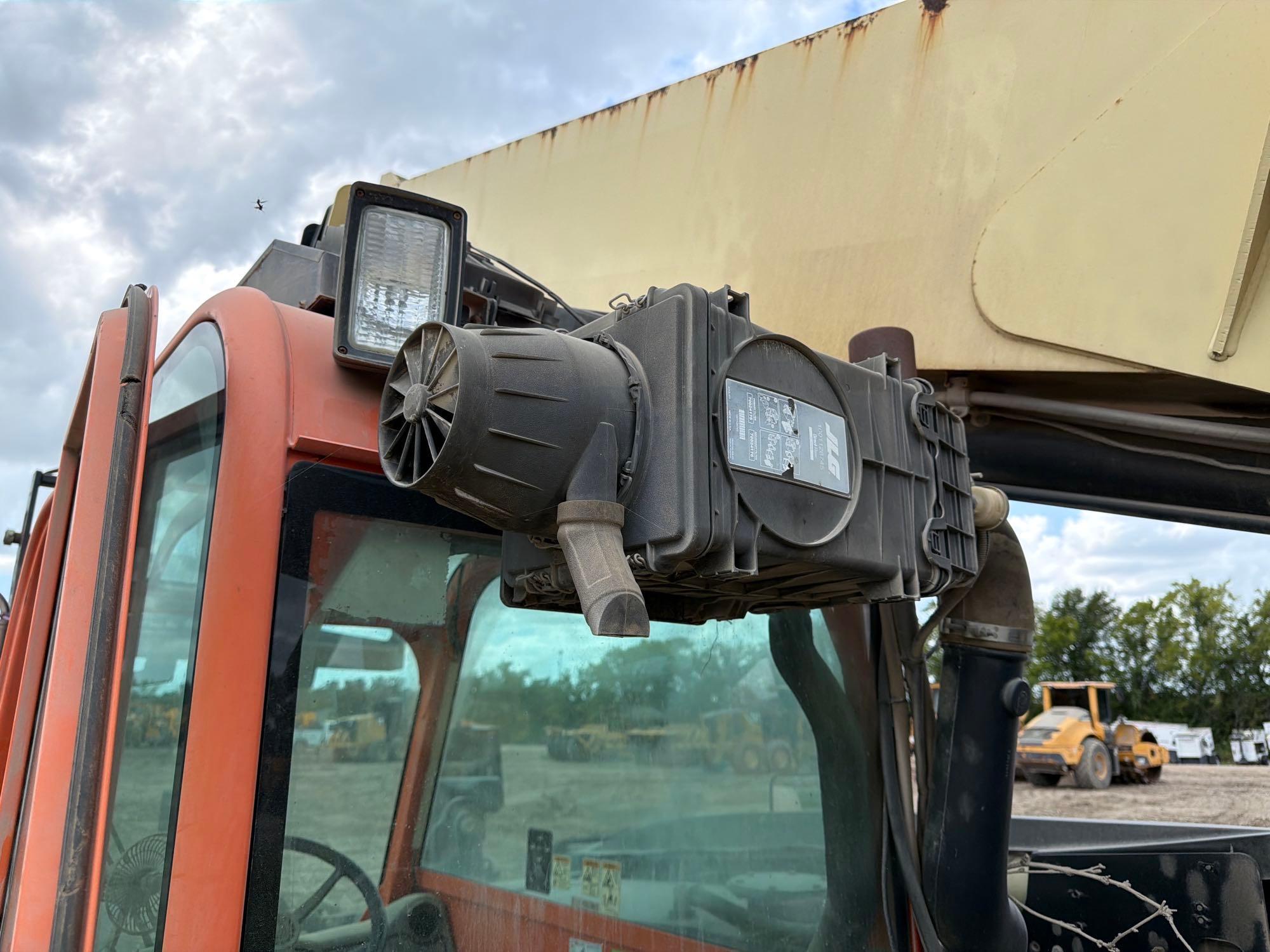 2014 JLG G12-55A