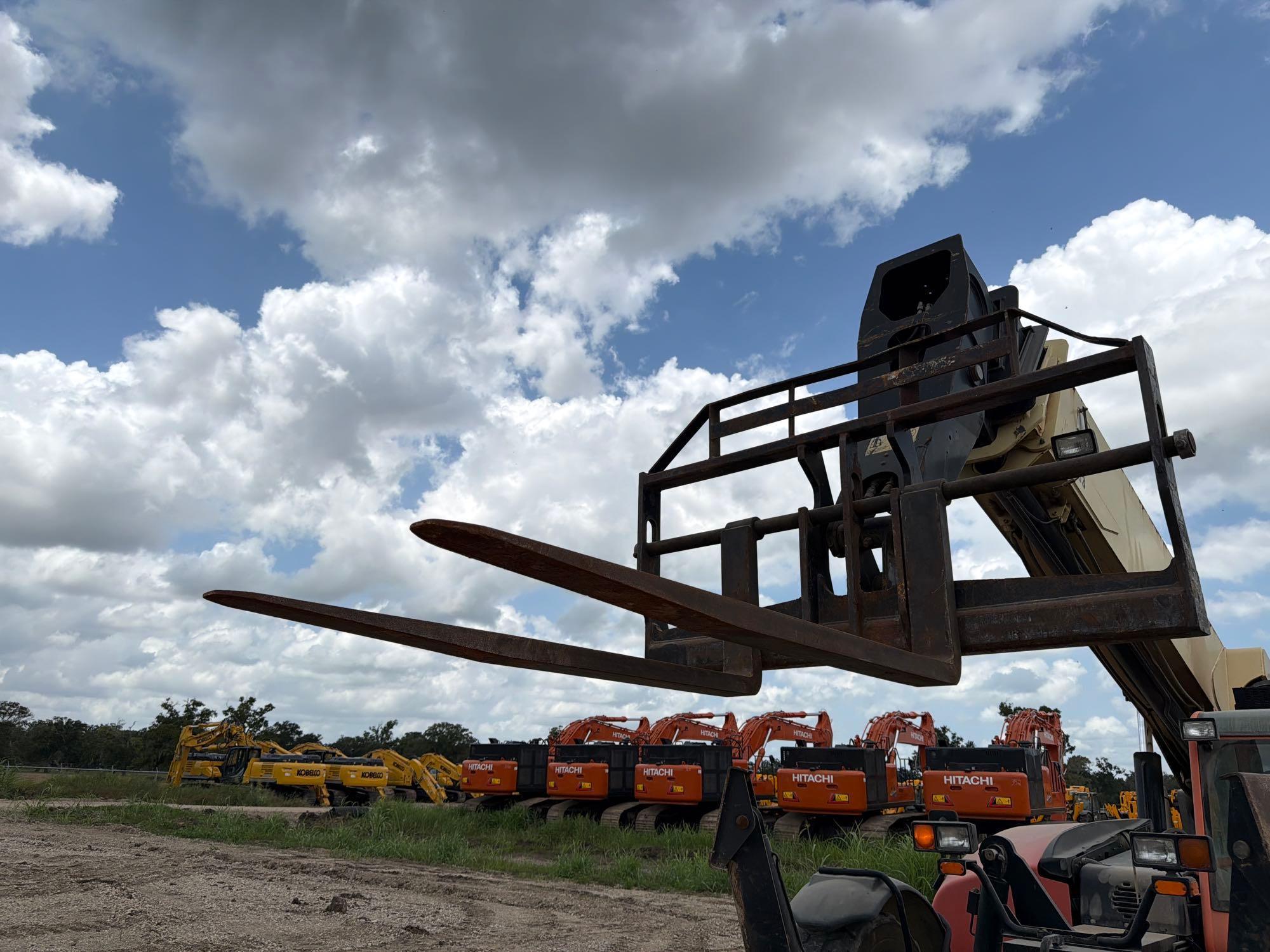 2014 JLG G12-55A