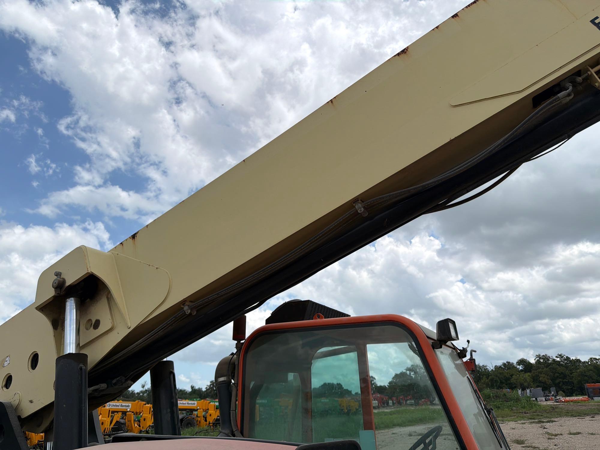 2014 JLG G12-55A