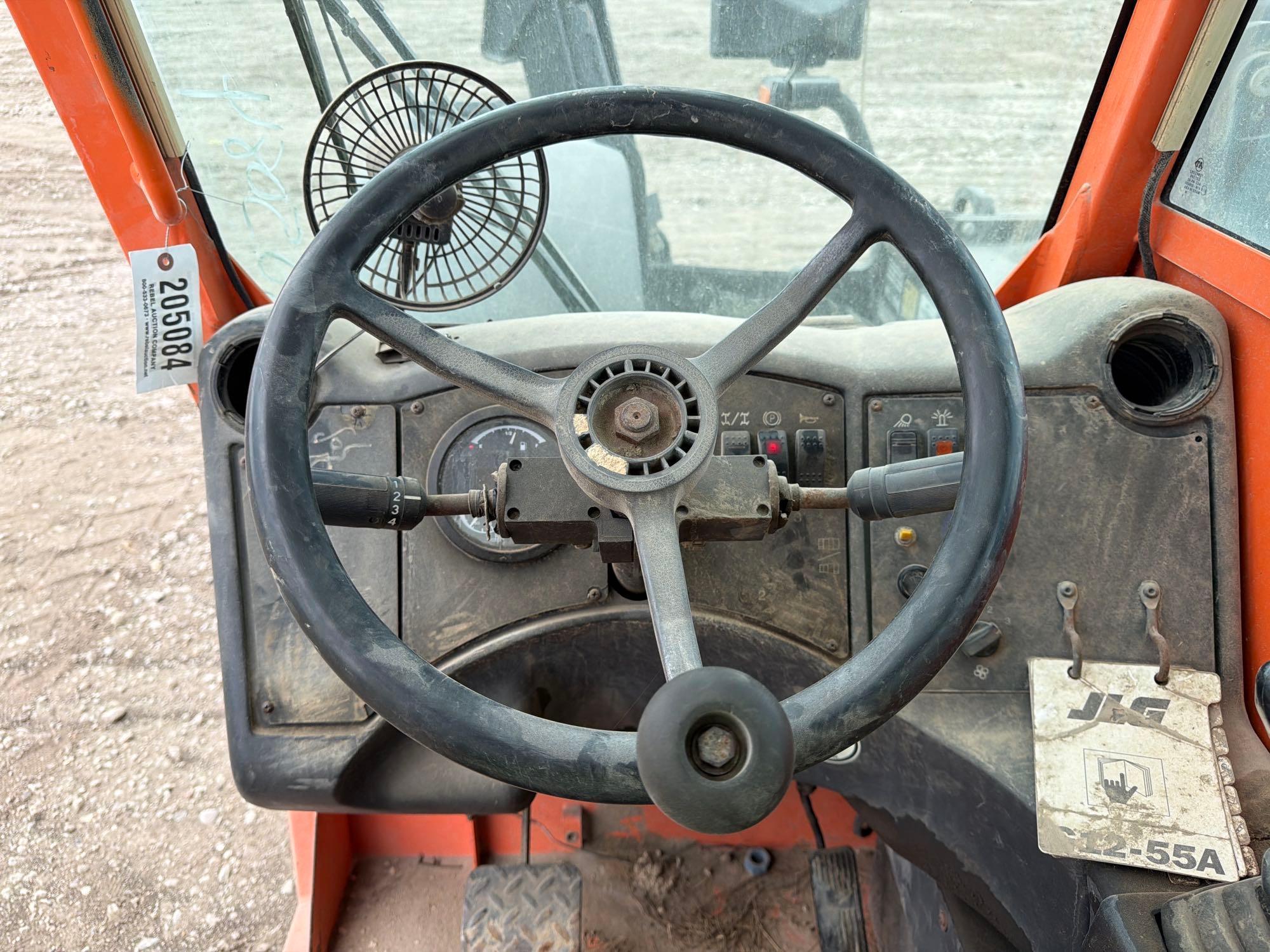 2014 JLG G12-55A