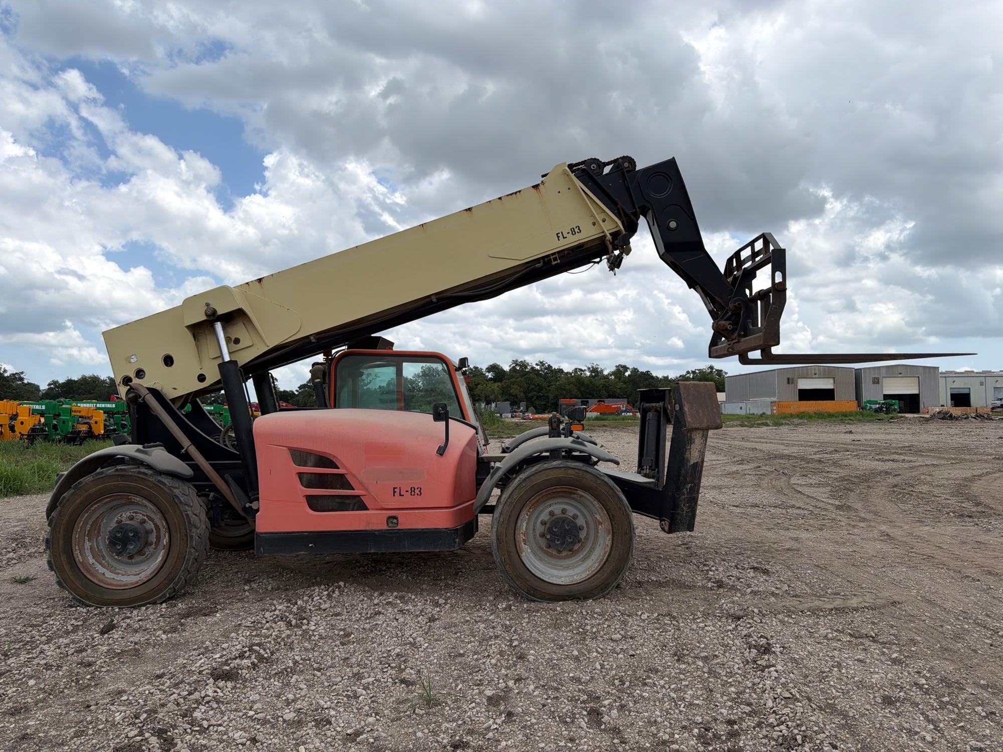 2014 JLG G12-55A