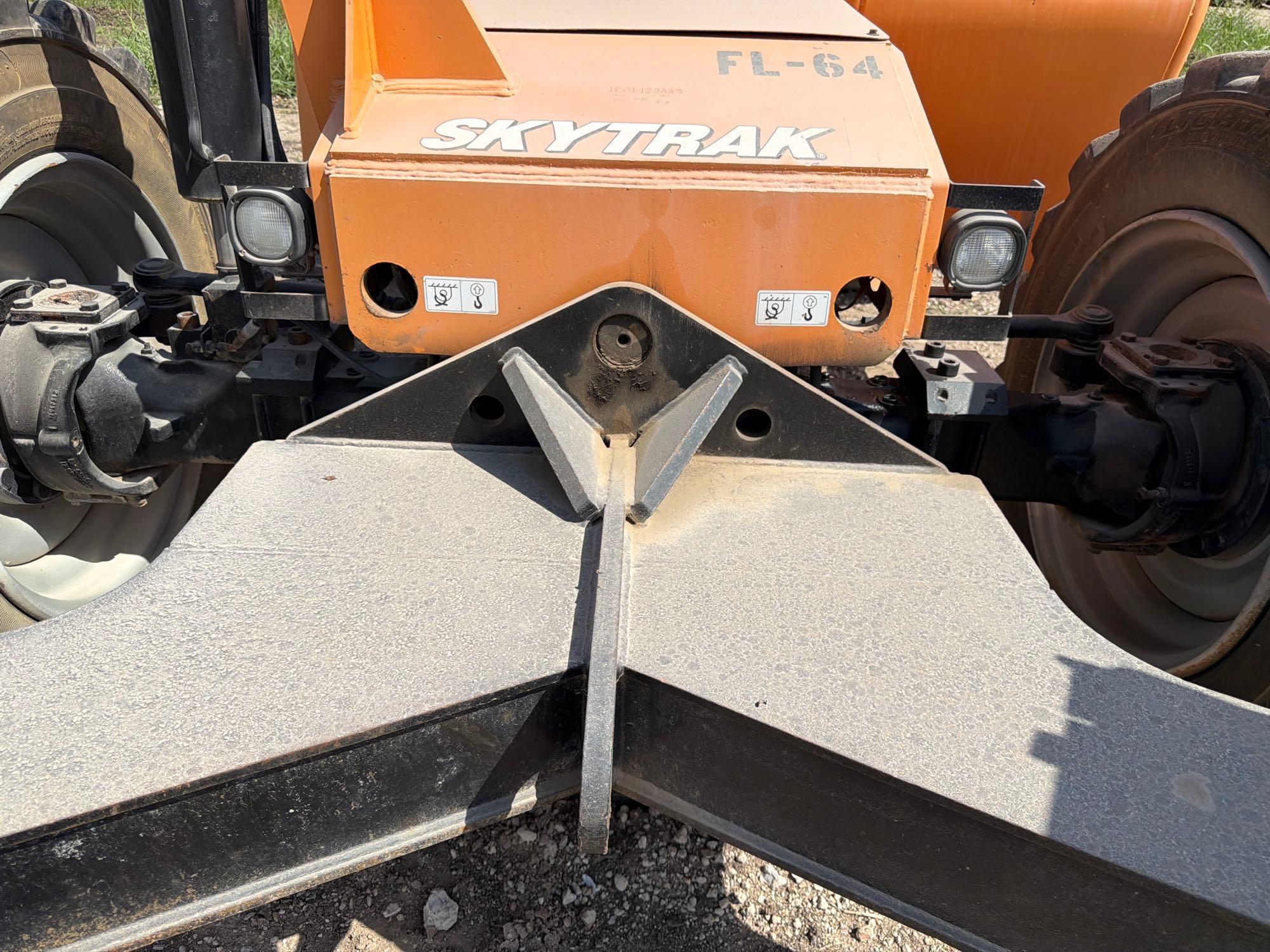 2012 JLG 10054
