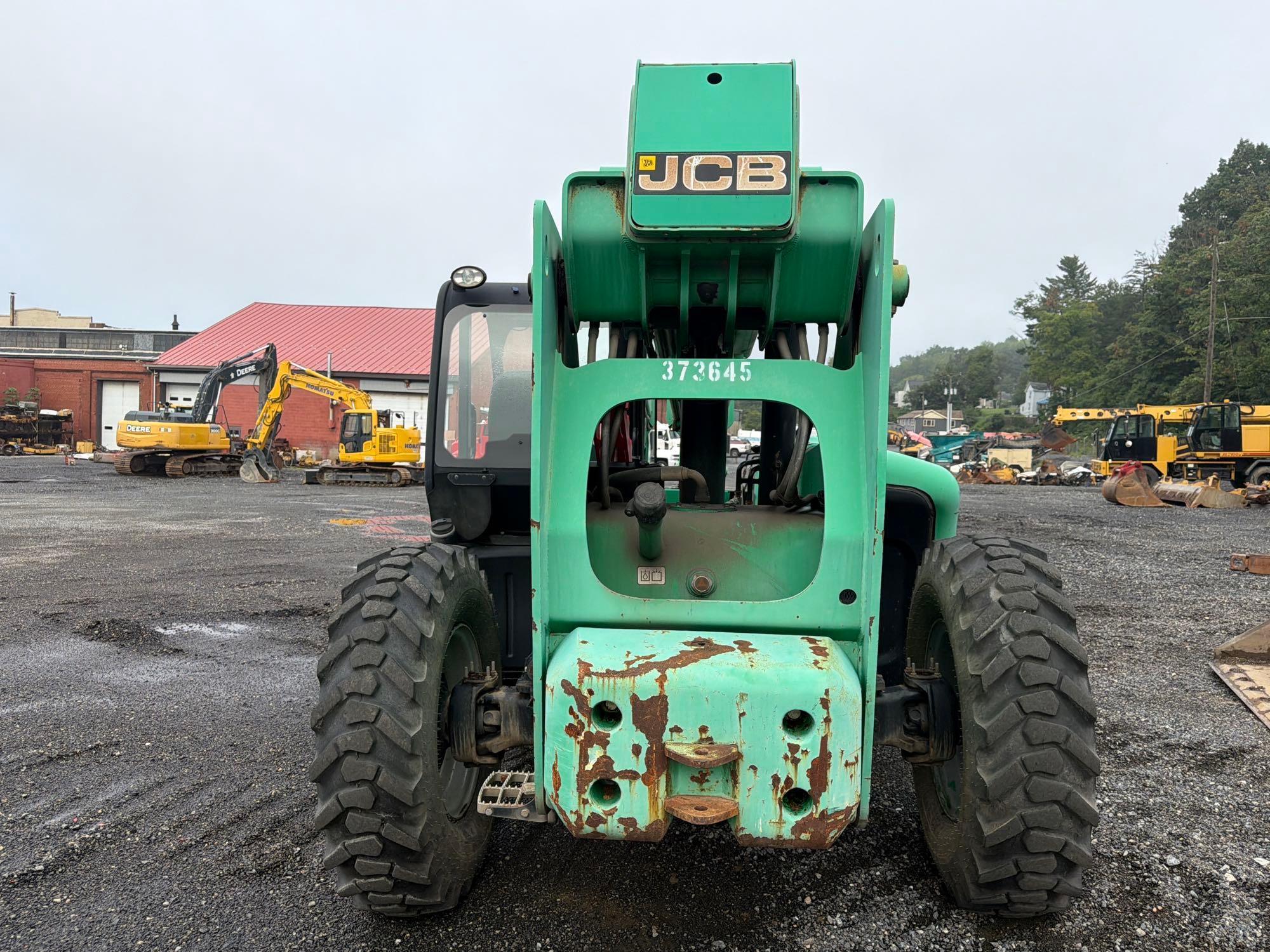 2011 JCB 507