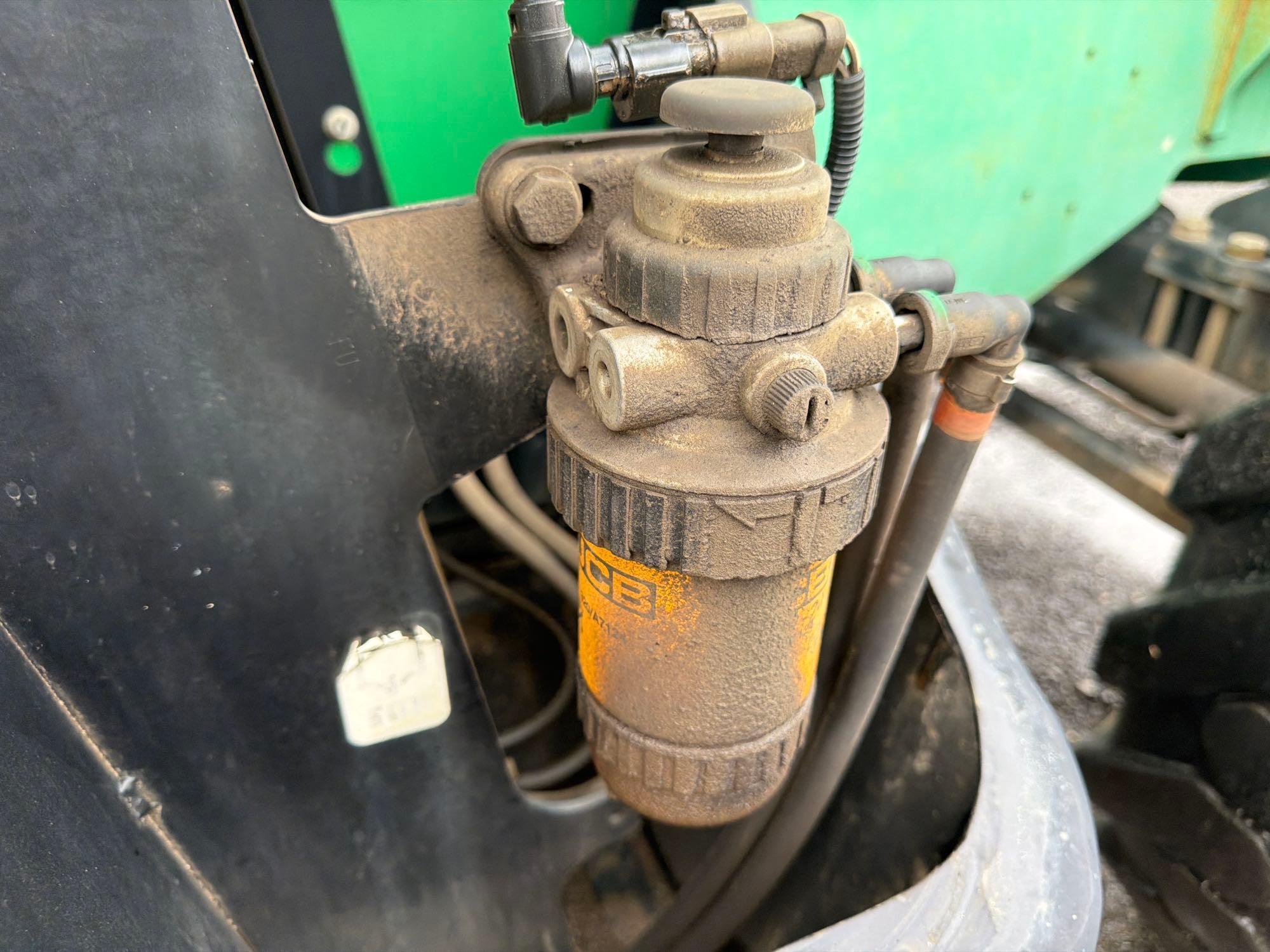 2011 JCB 507