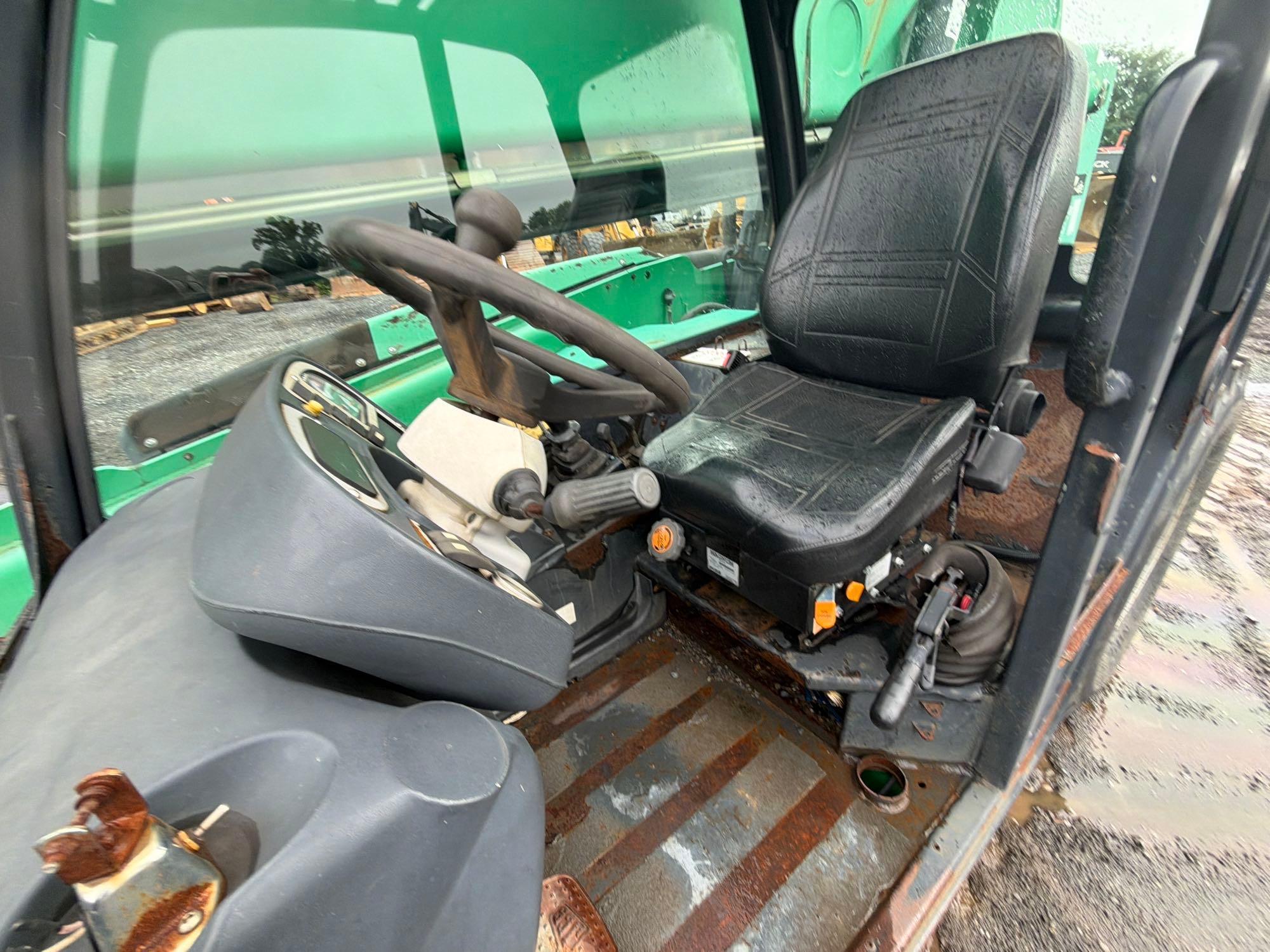 2011 JCB 507