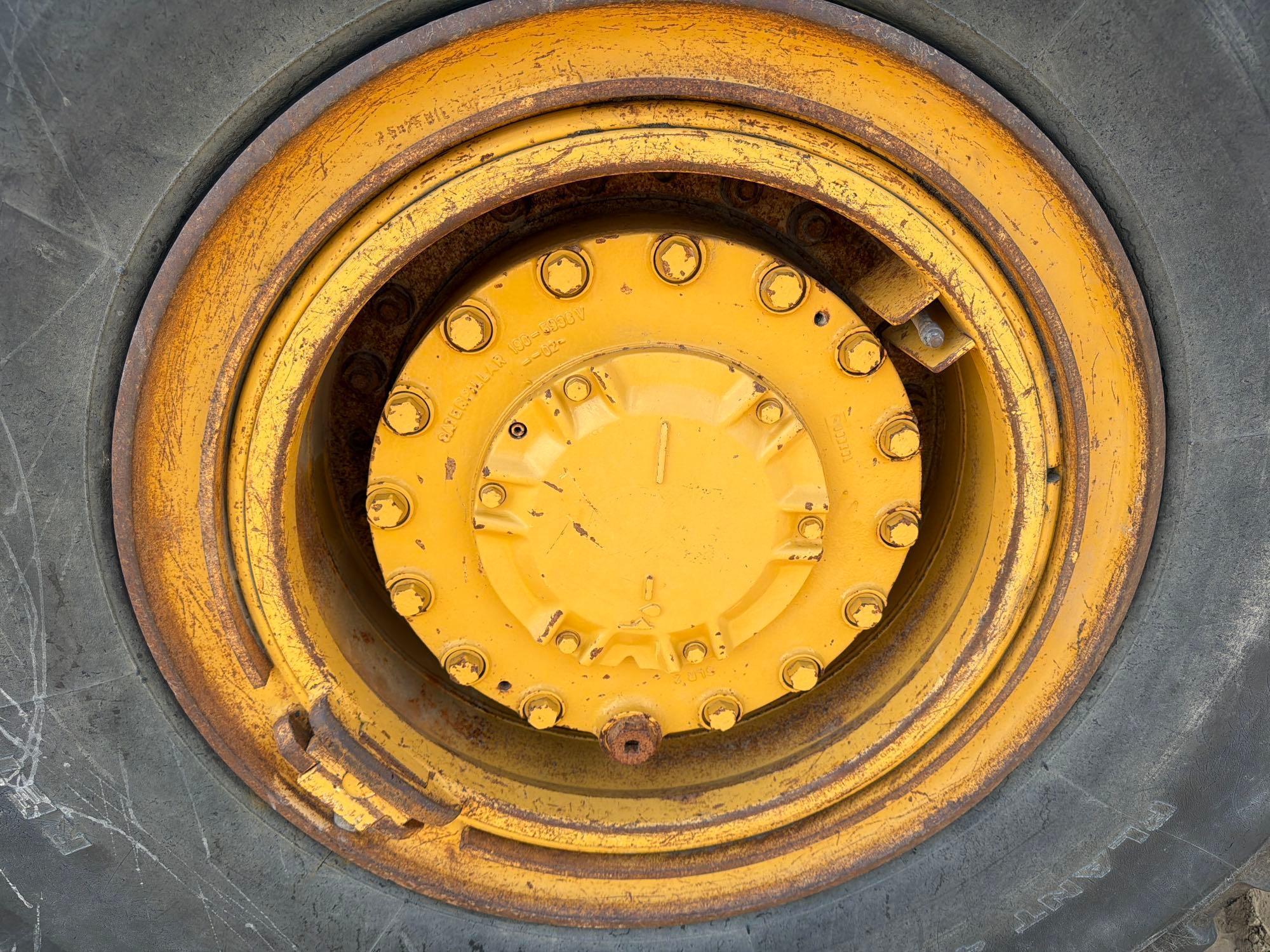 Caterpillar 725