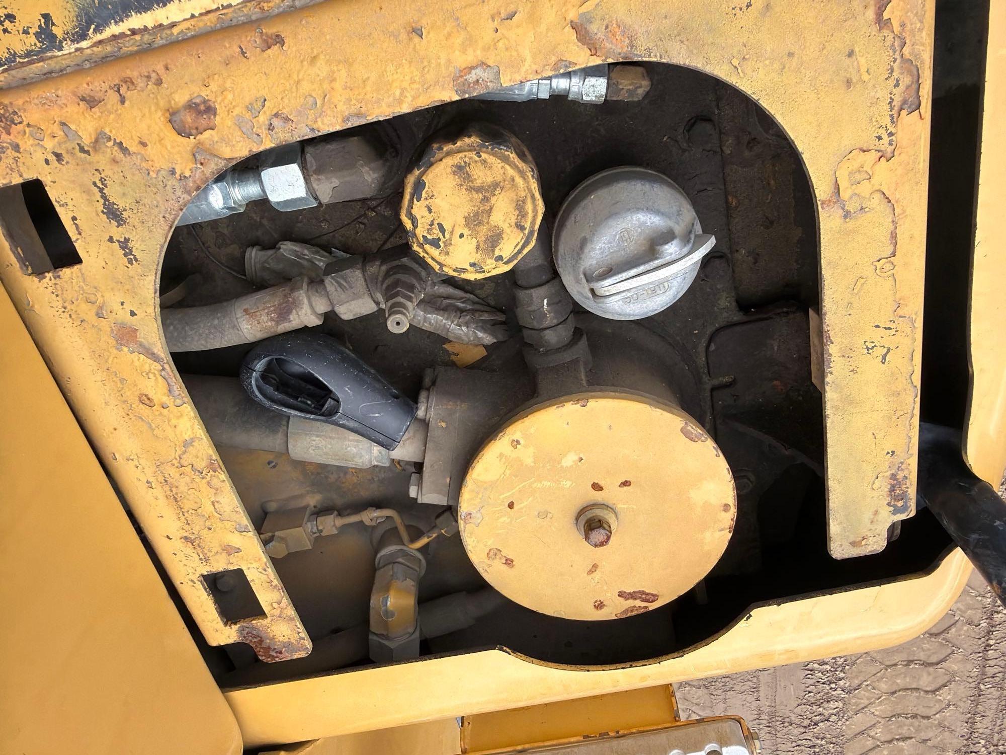 Caterpillar 725