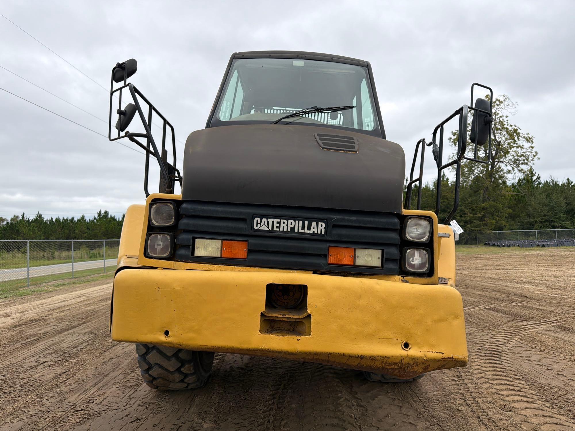 Caterpillar 725