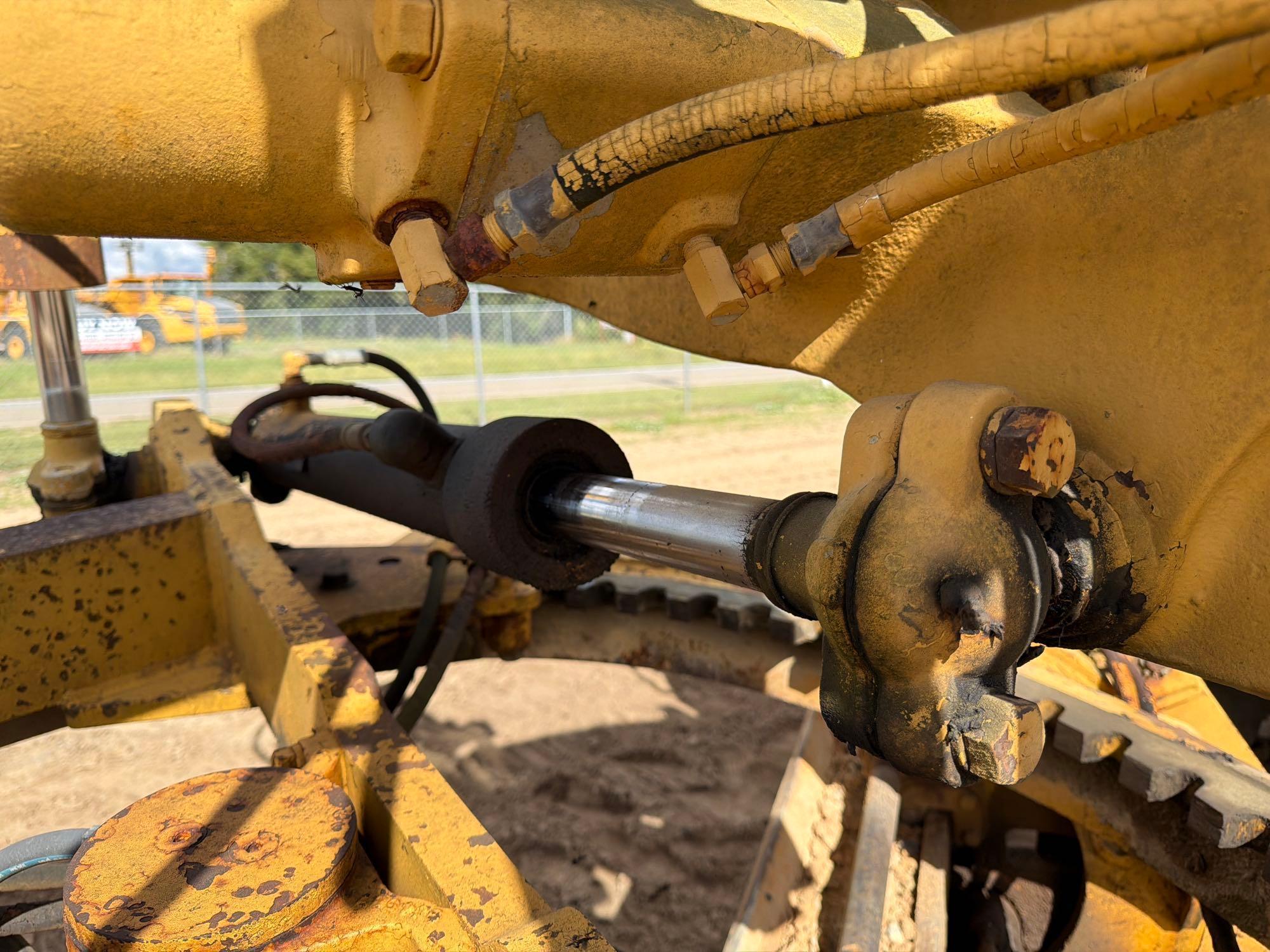 1981 Caterpillar 120G