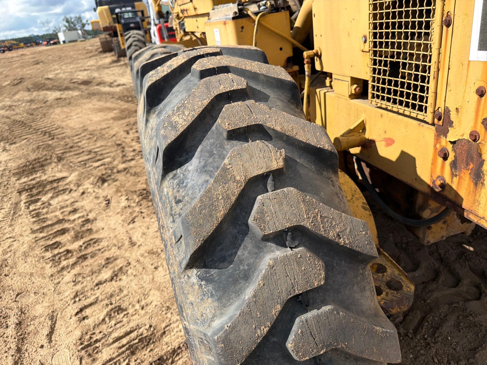 1981 Caterpillar 120G
