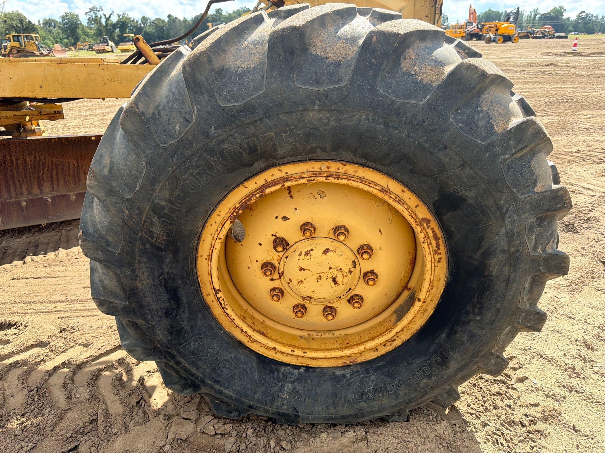 1981 Caterpillar 120G