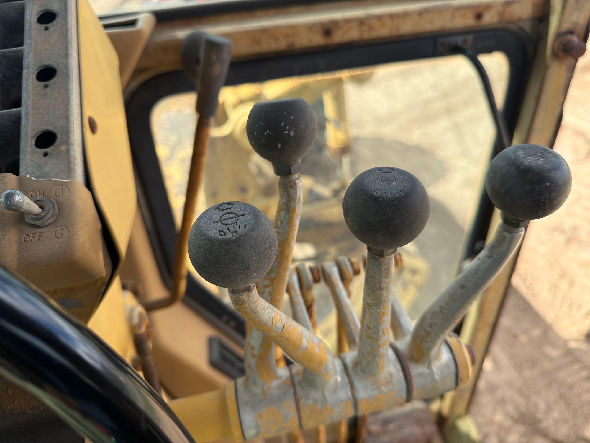 1981 Caterpillar 120G