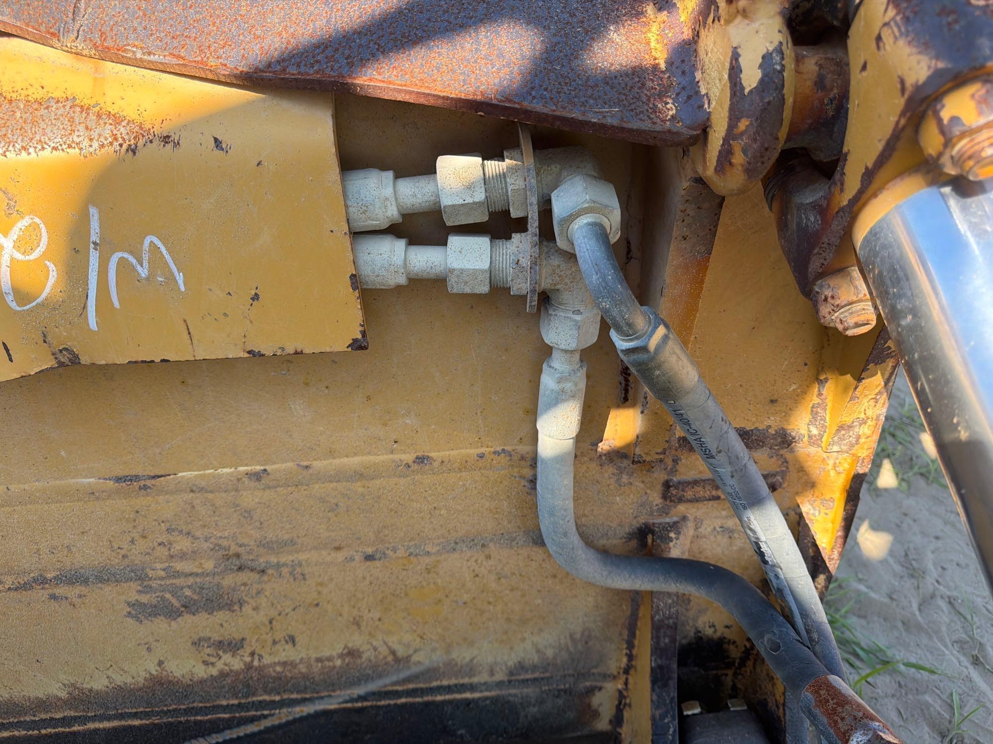 Caterpillar D6T