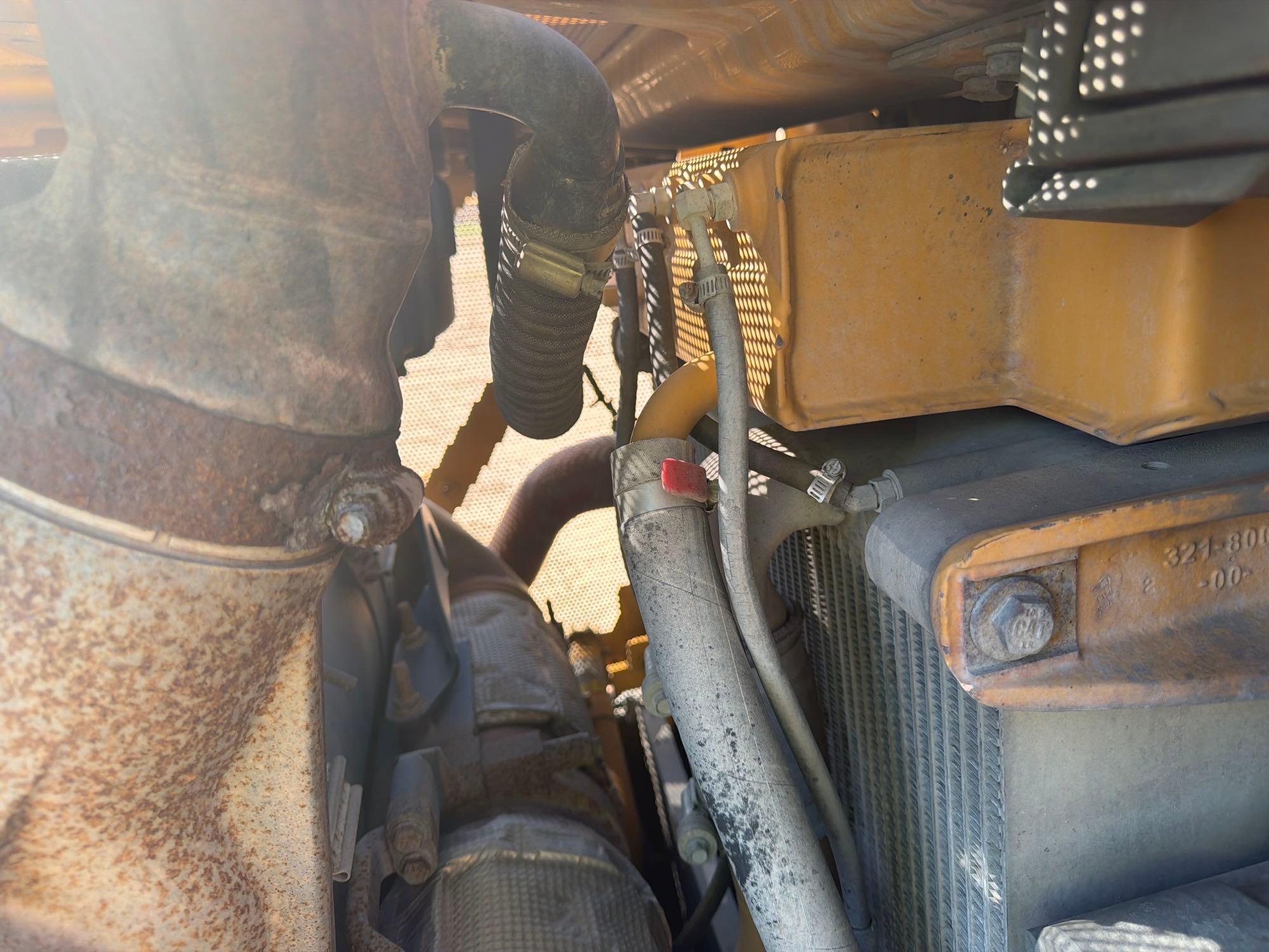 Caterpillar D6T