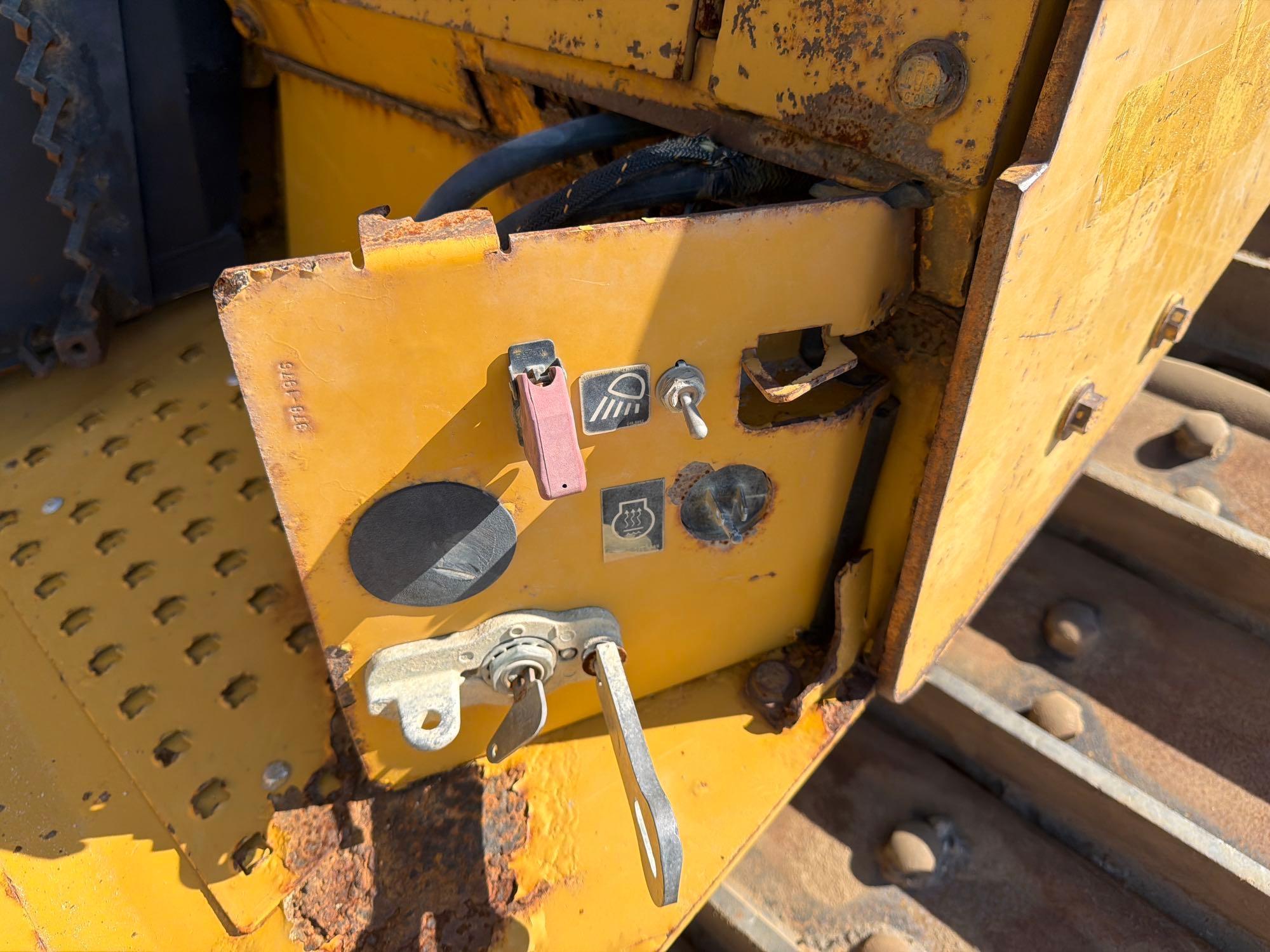 Caterpillar D6T