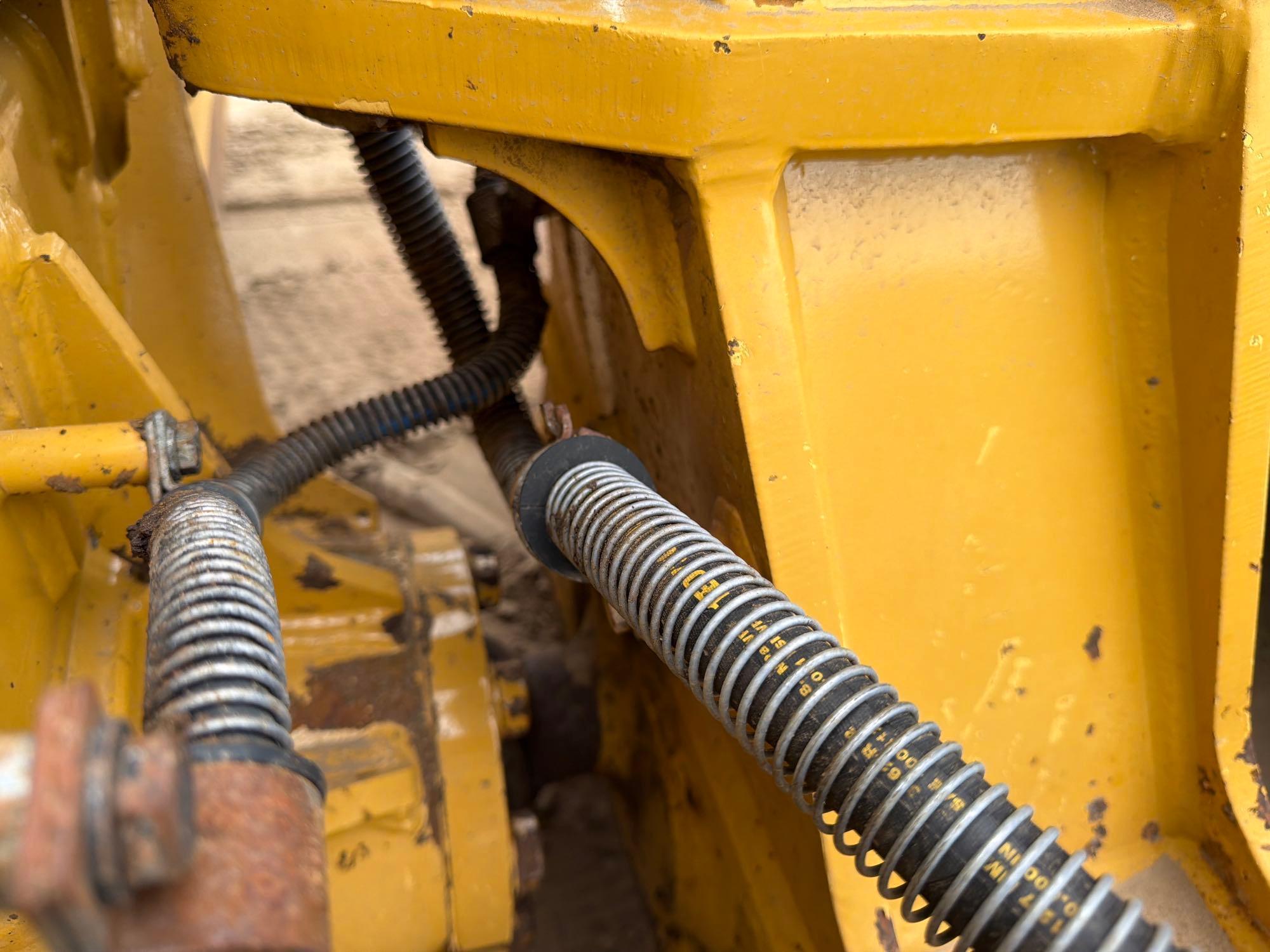 2016 John Deere D6K2