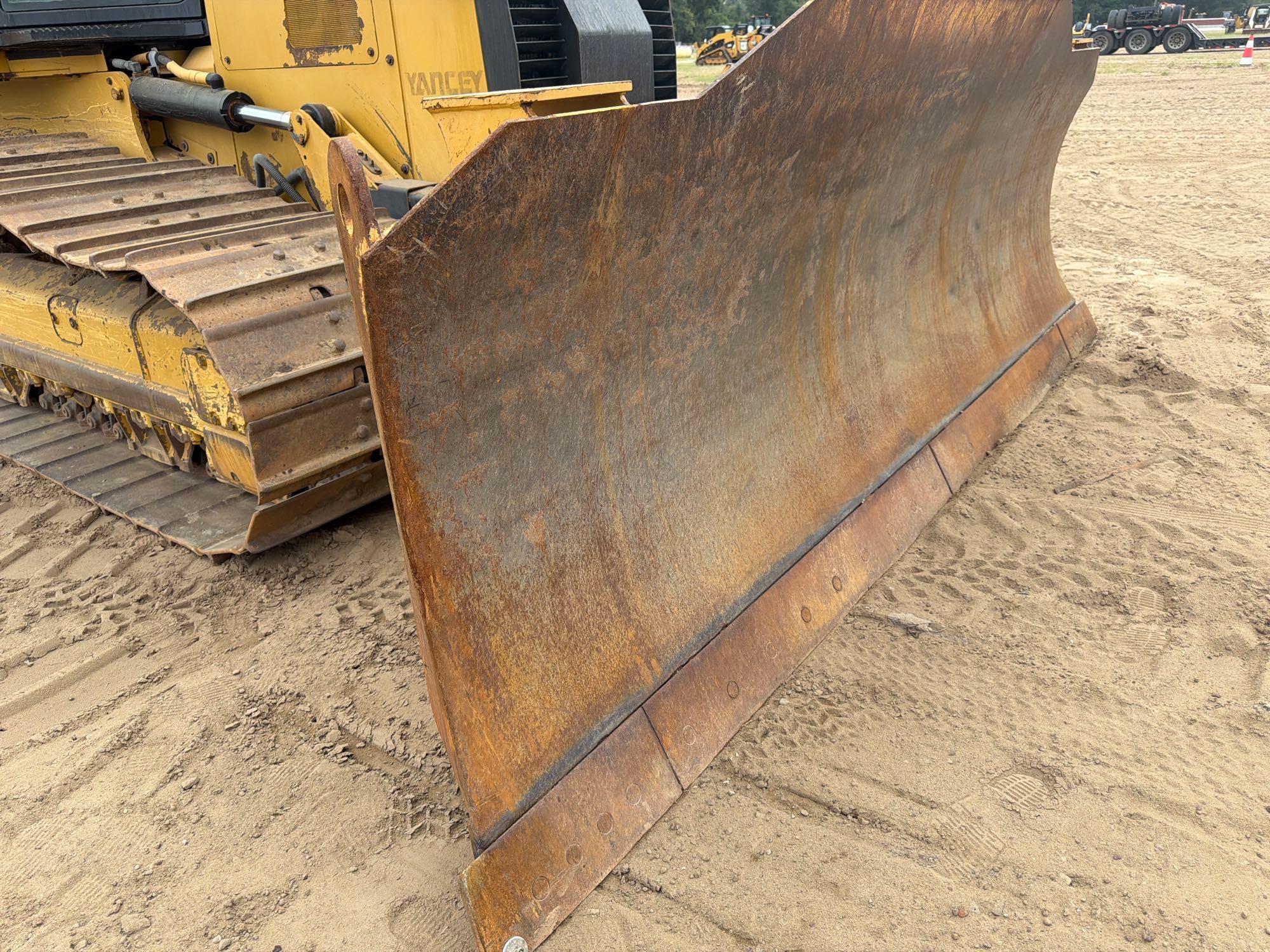 2016 John Deere D6K2